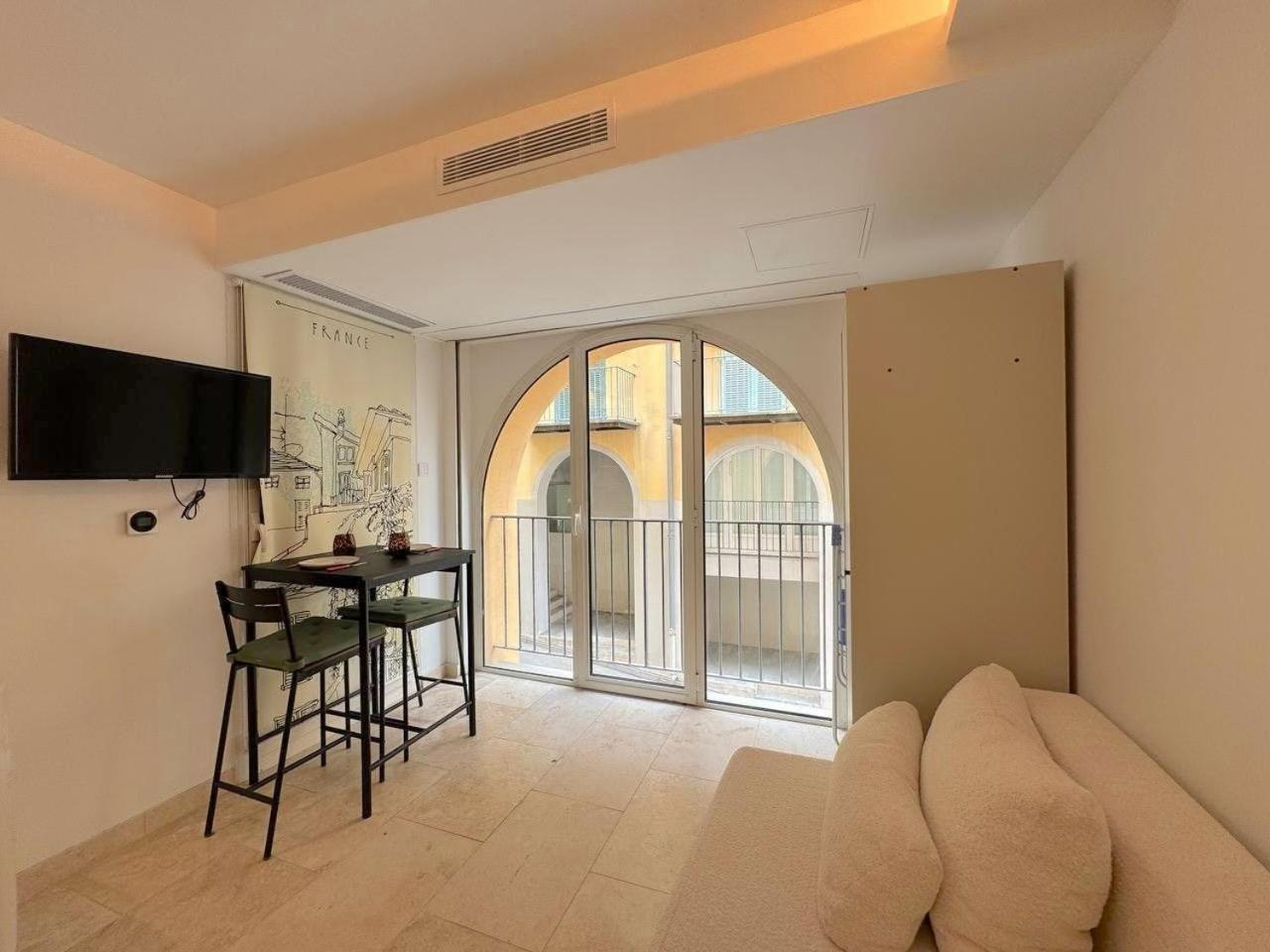 Vieux-nice Climatise: Charme Commodites Nice