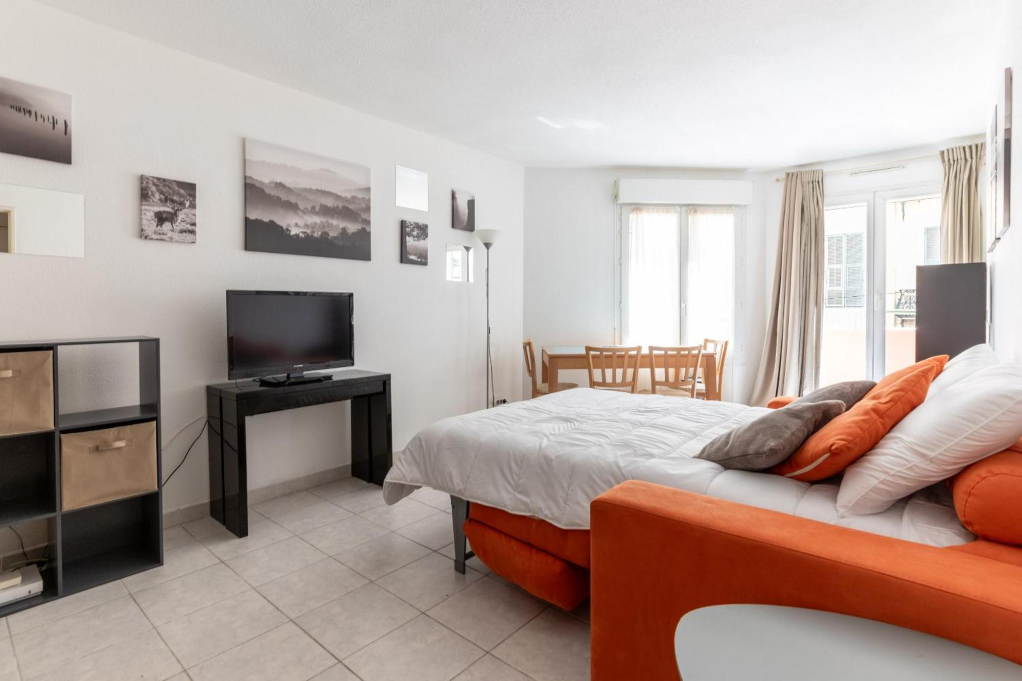 Happyfew Le Palais Des Arts Apartment