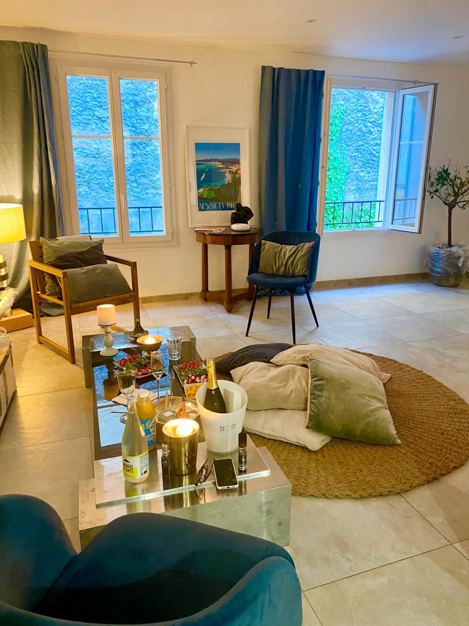 Au Coeur Du Vieux Nice, 3 Chambres Au Calme, Grand Appartement Nice