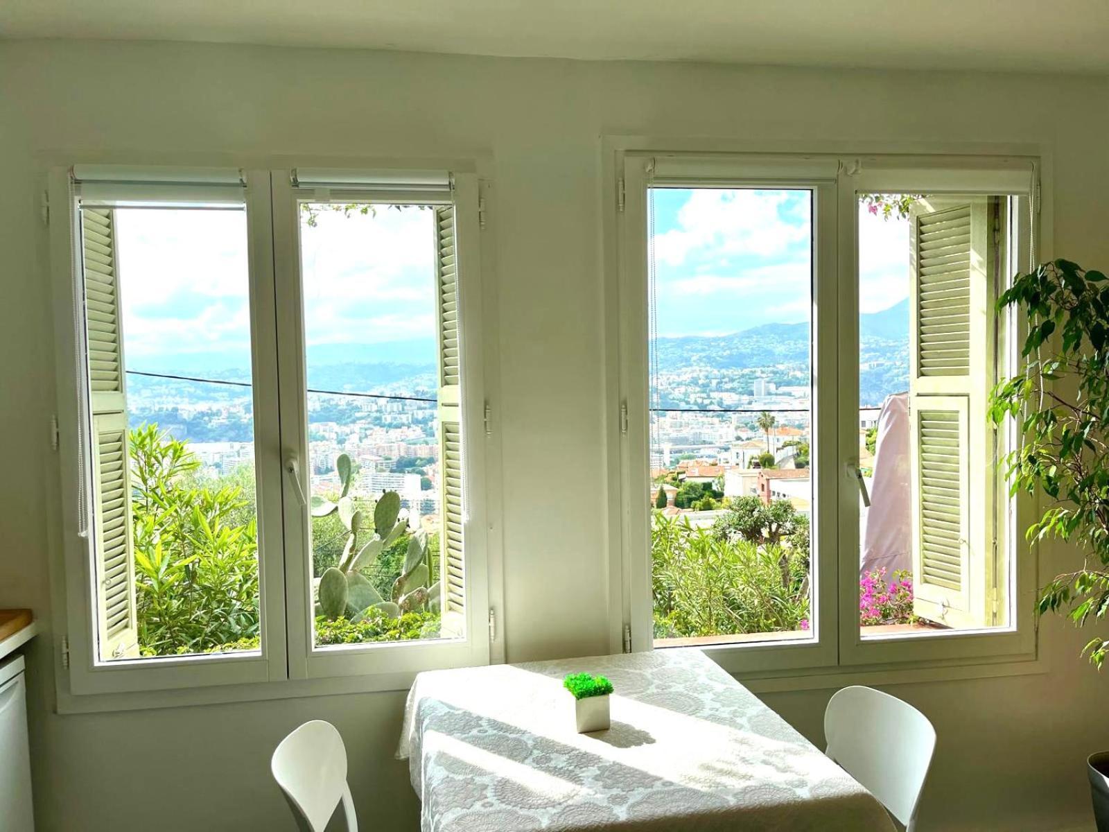 Terrasse, Vue & Montagne, Parking & Clim Apartment