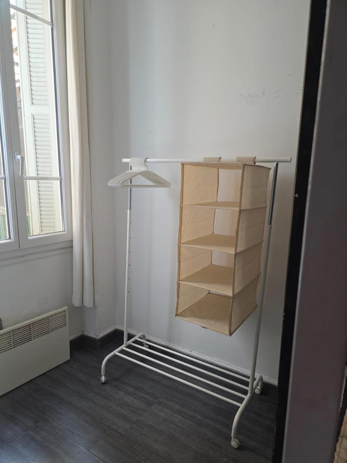 2 Spacious Bedrooms Near Riquier Station! * Nice