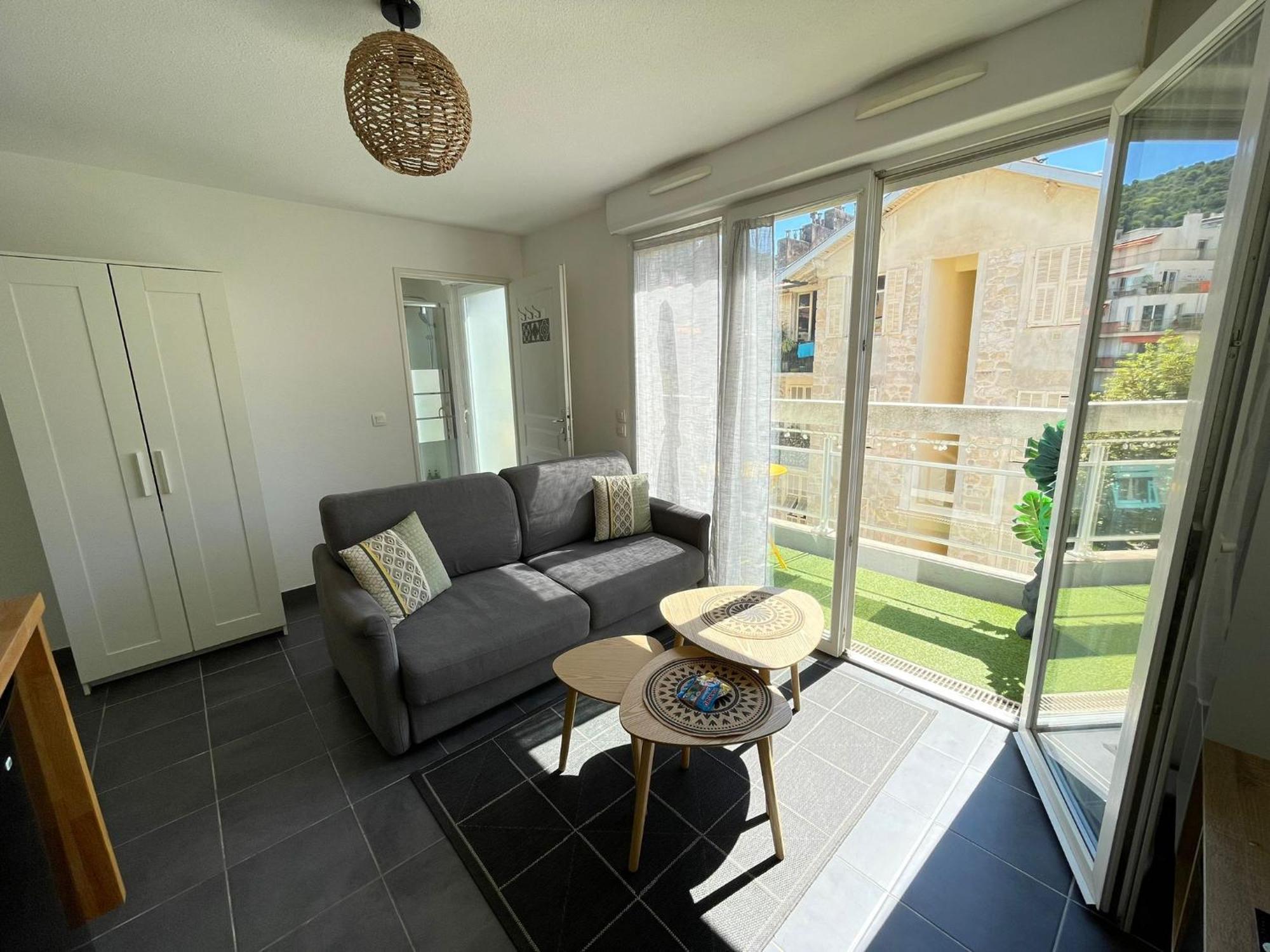 Climatise Avec Terrasse Ensoleillee Apartamento *