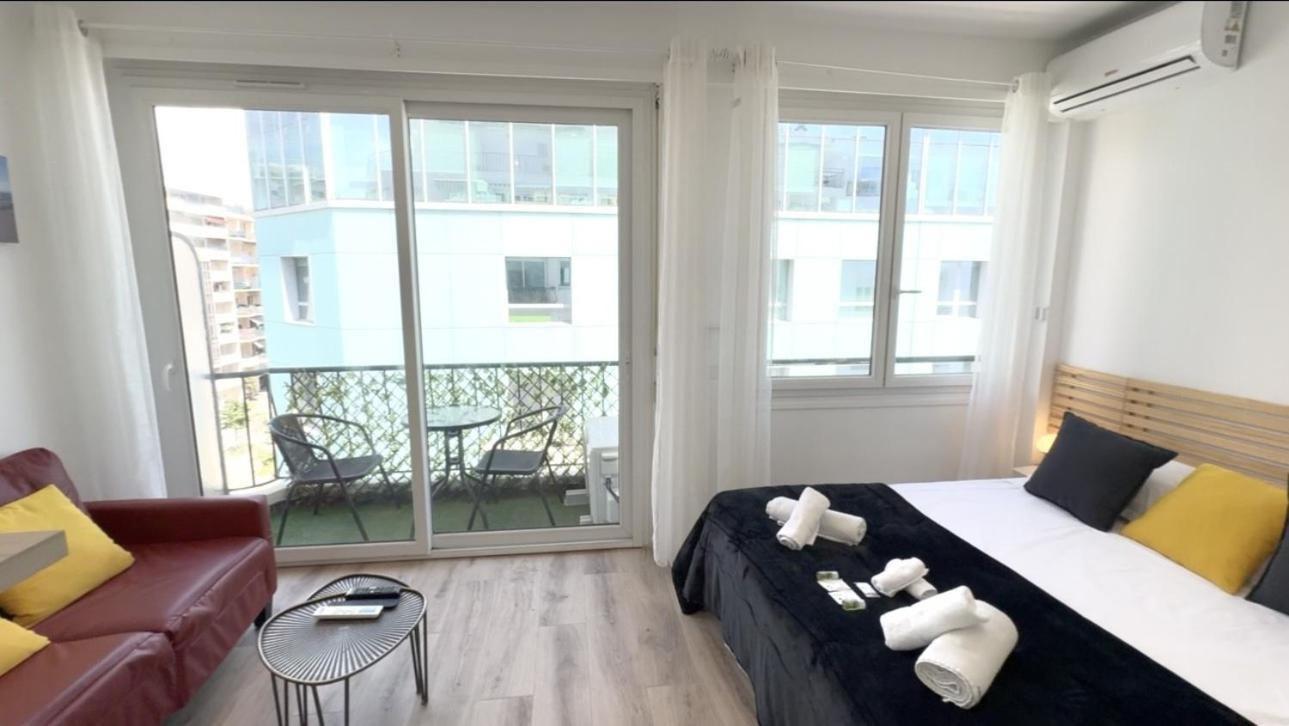 #19staywiz Us - Lenval - Balcon Lenval Sea View With Ac Promenade Des Apartment Nice