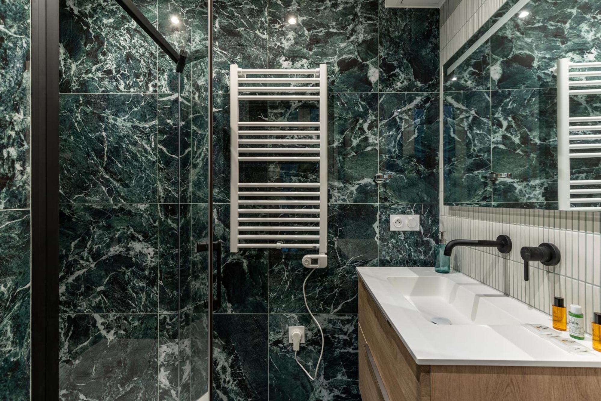 De Standing Au Port De