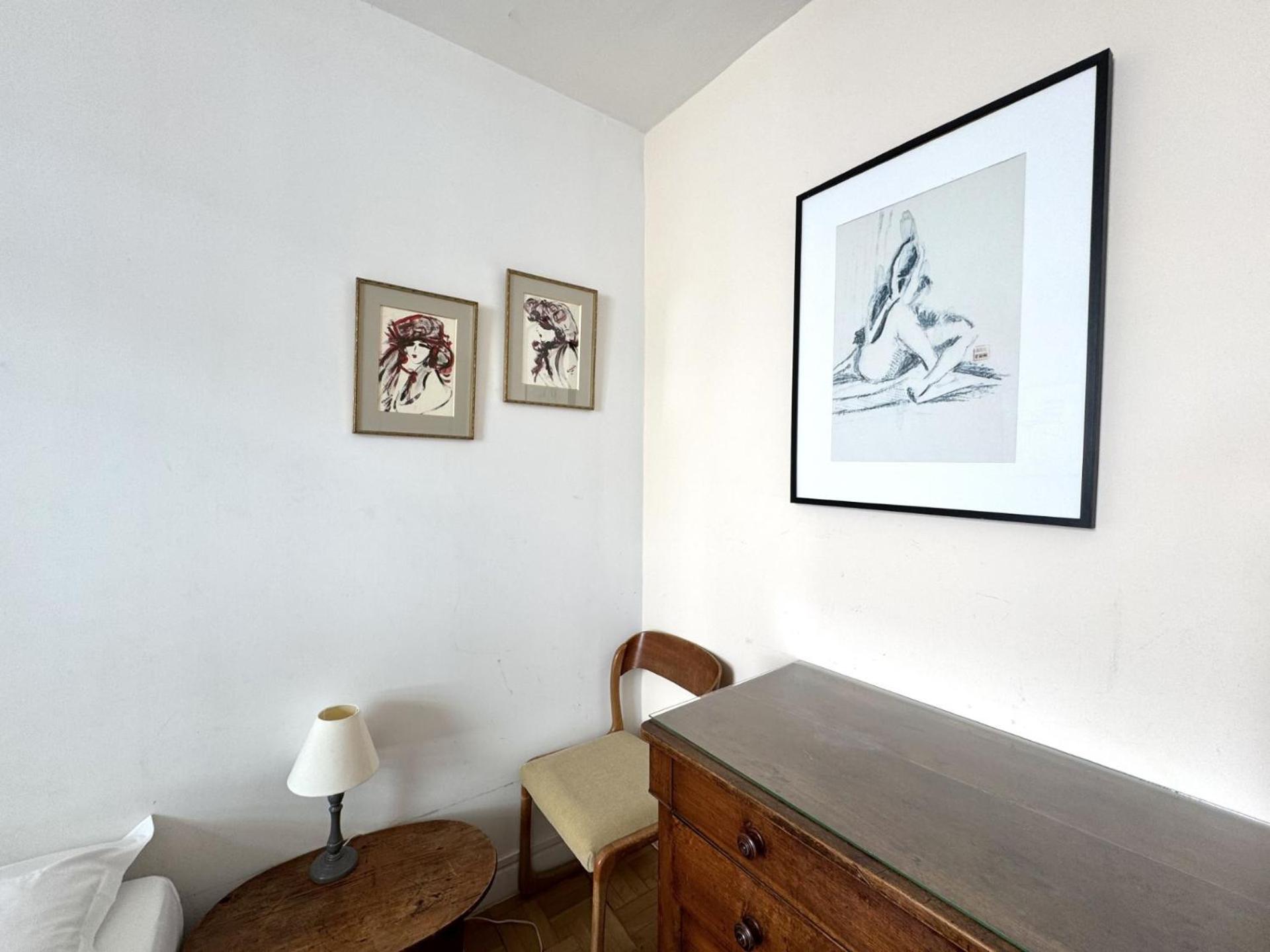 Riviera - Des Postes 2 - Center Massena Nice