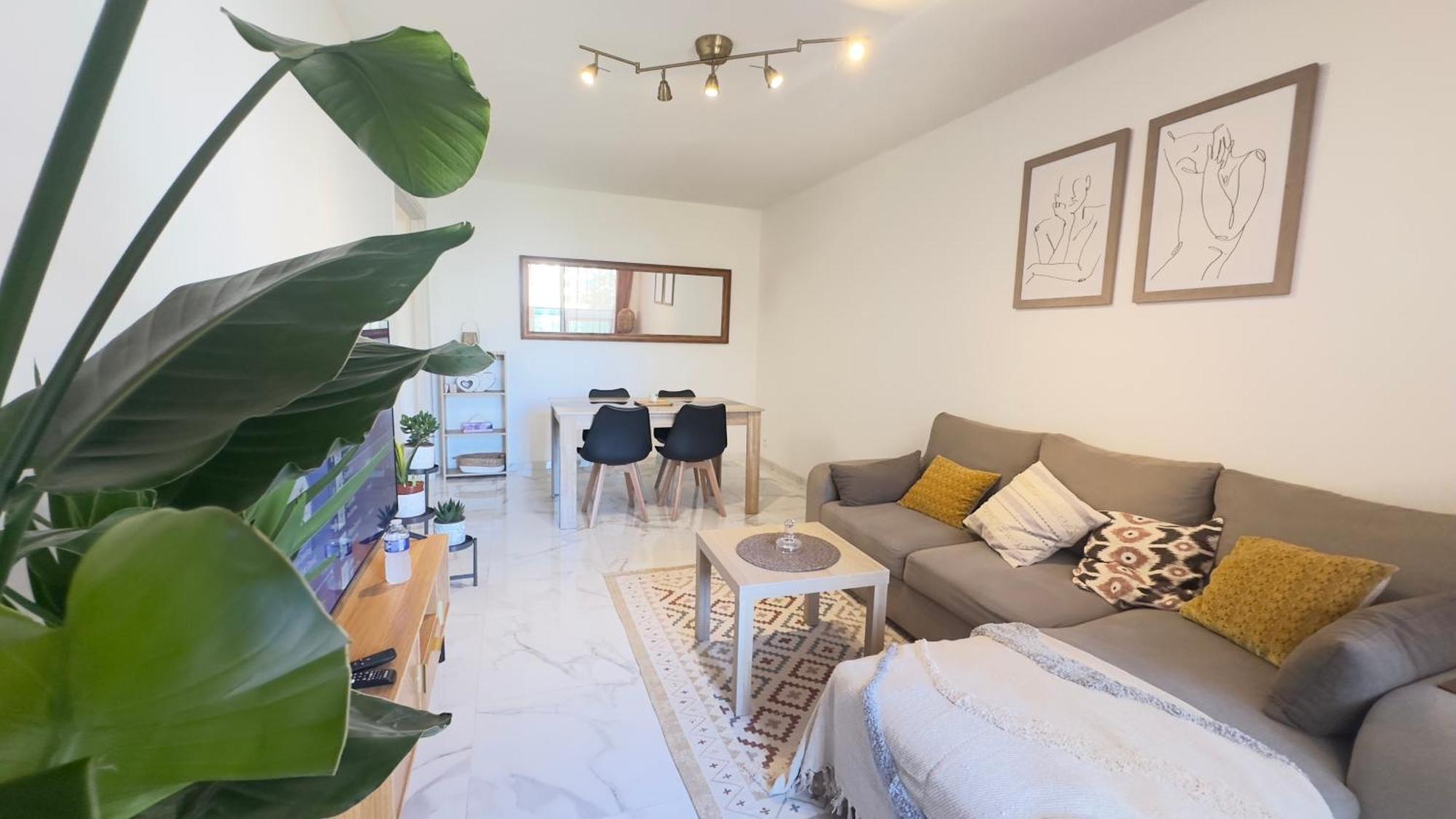 Grand 2 Pieces Avec Grande Terrasse A 15mn Centre-ville, Gare Et Promenade Des * Nice