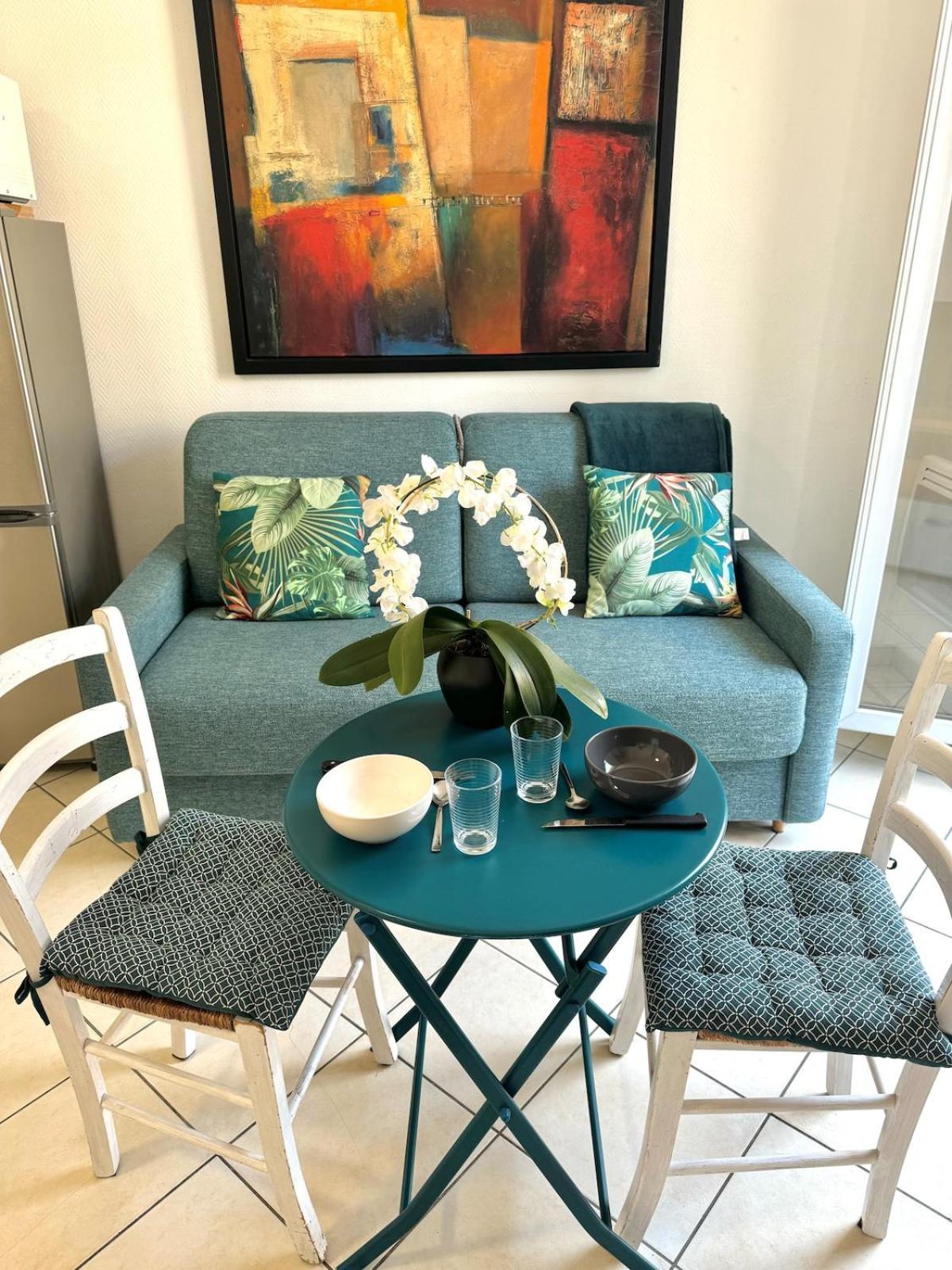 Magnifique 2 Pieces A Cote De La Apartment *