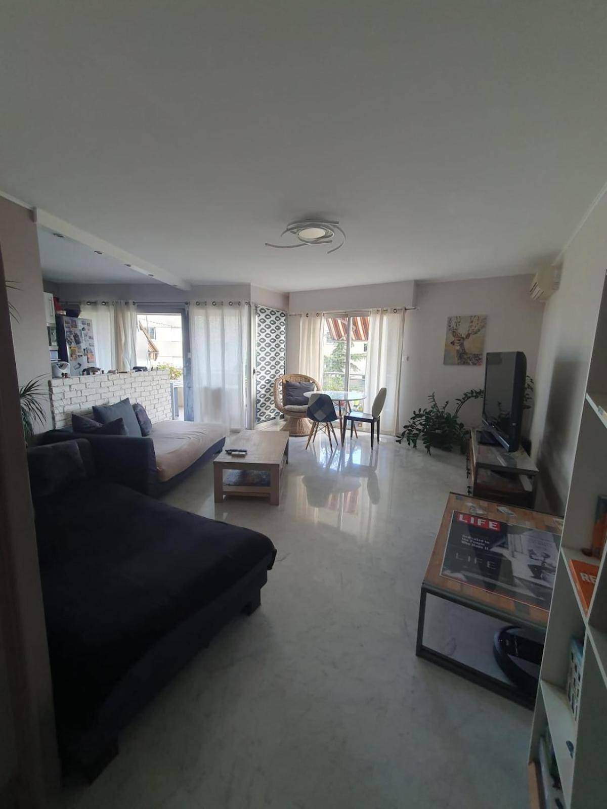 Large 2-room Bright Sea View Near Airport Nice