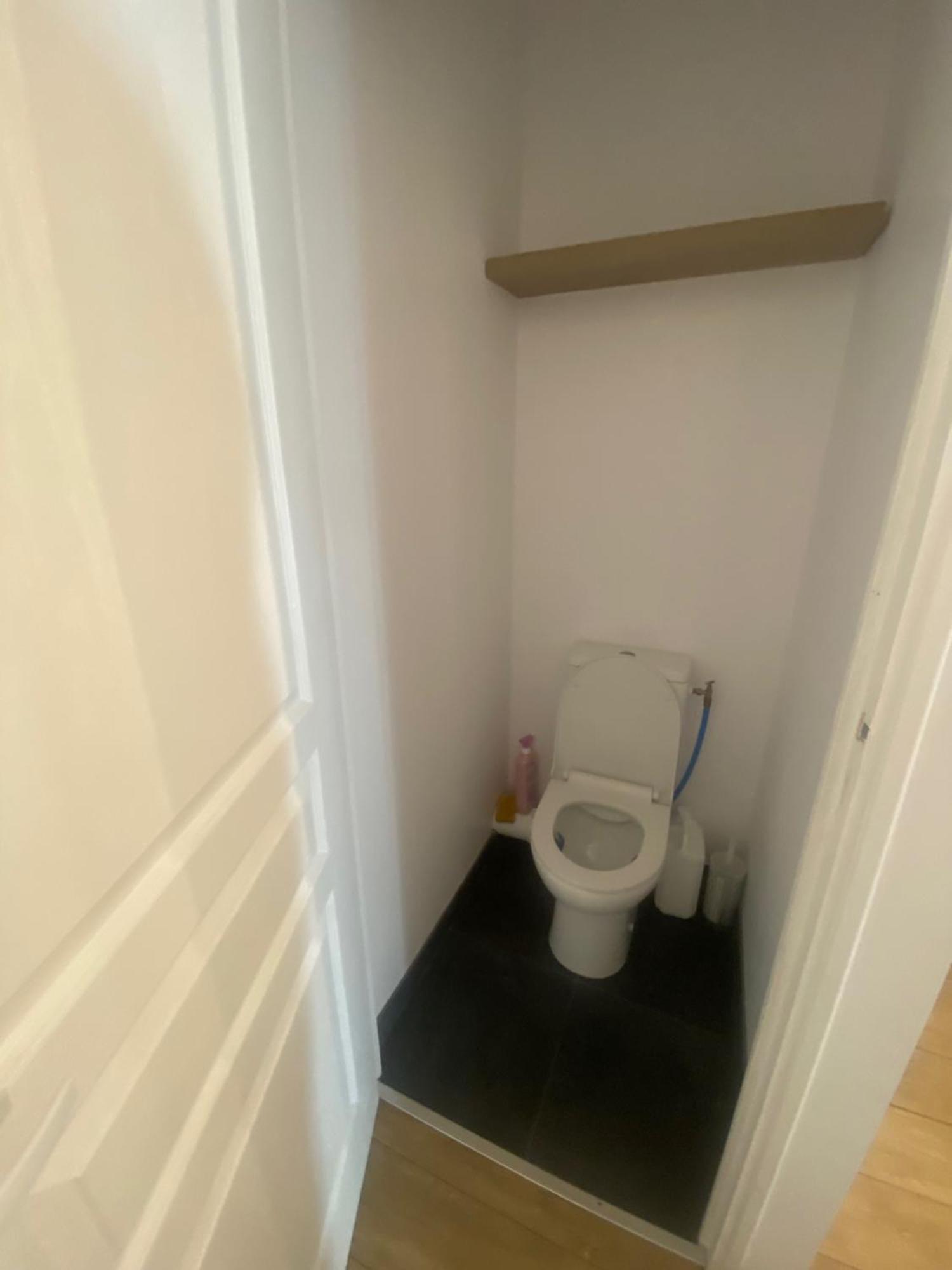 De 4 Proche Plage, Tram Et Aeroport Homestay Nice