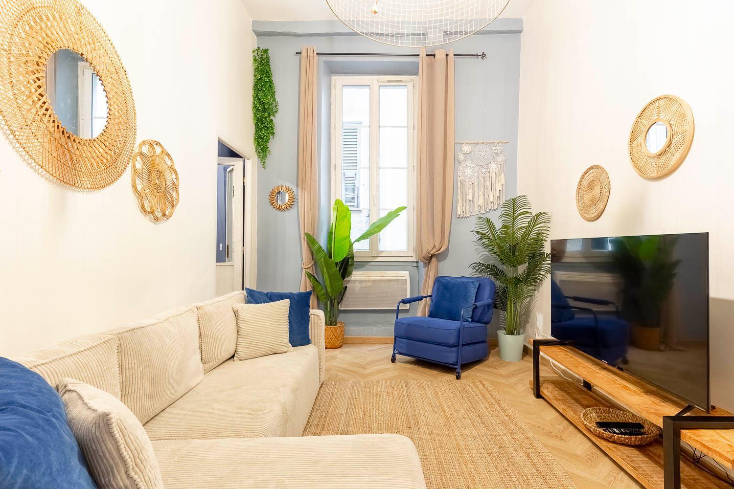 Boho Chic In Old Town Apartment