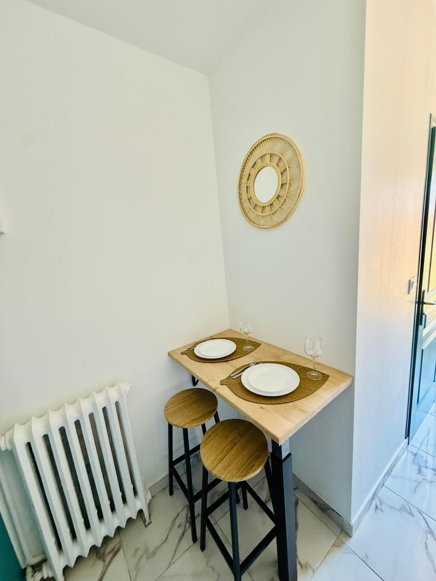 Sweethome Massena Apartment