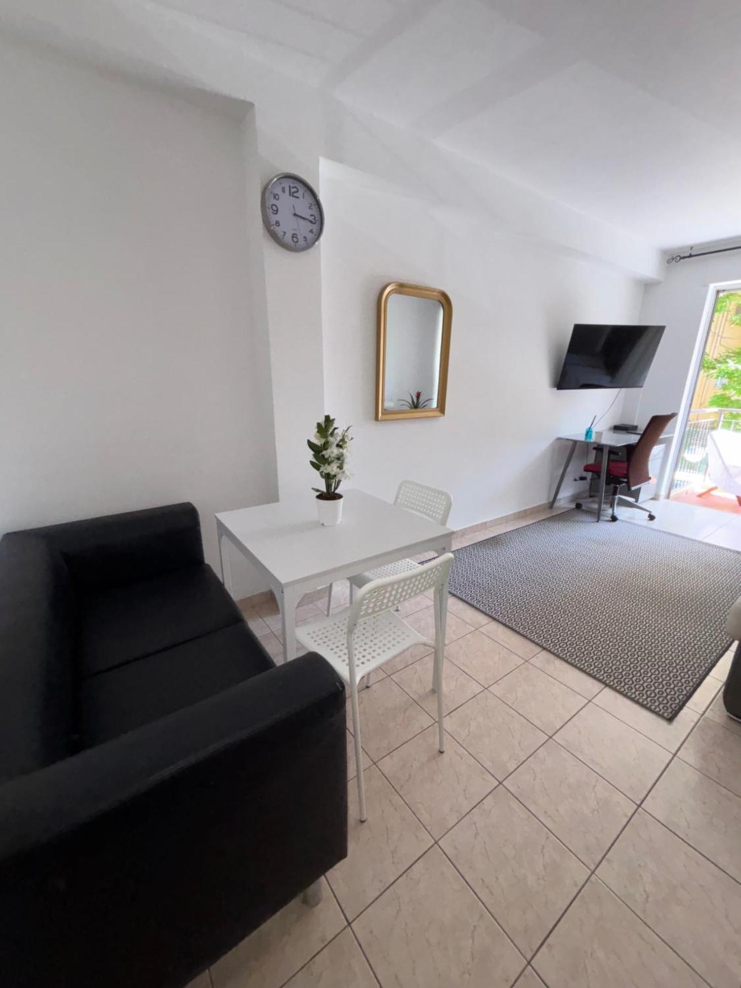 Coeur De - A 5min Apartment Nice