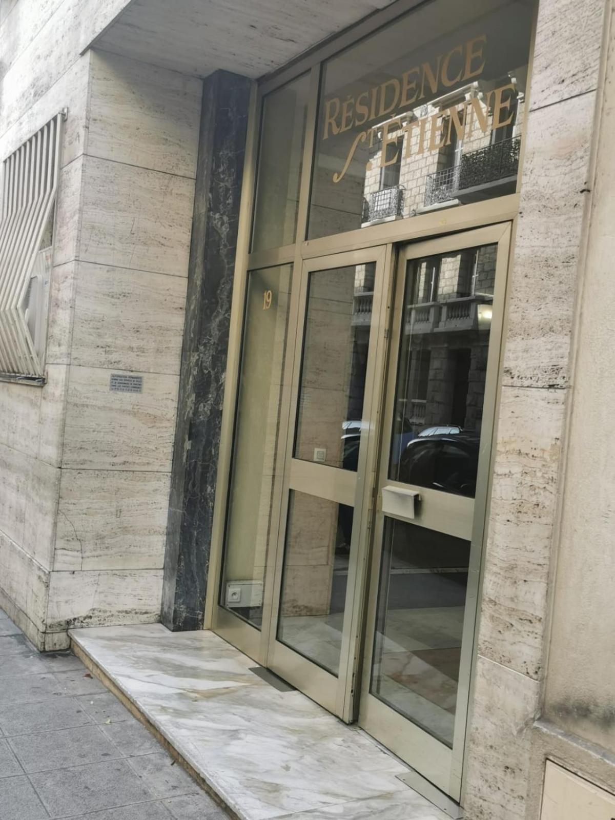 Premium - Coliving Liberation Avec Terrasse & Salle De Bain Privee Homestay Nice