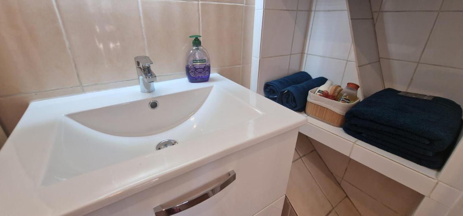 Holiday home Sunset Atypical With Air Conditioning *