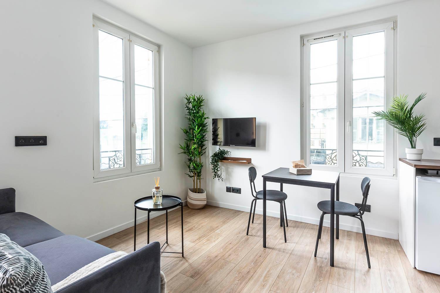 Maska - Avec Terrasse Proche Et Aeroport De * Nice