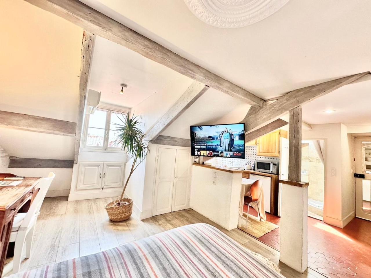Ersextius, Ggb2, Appartement *