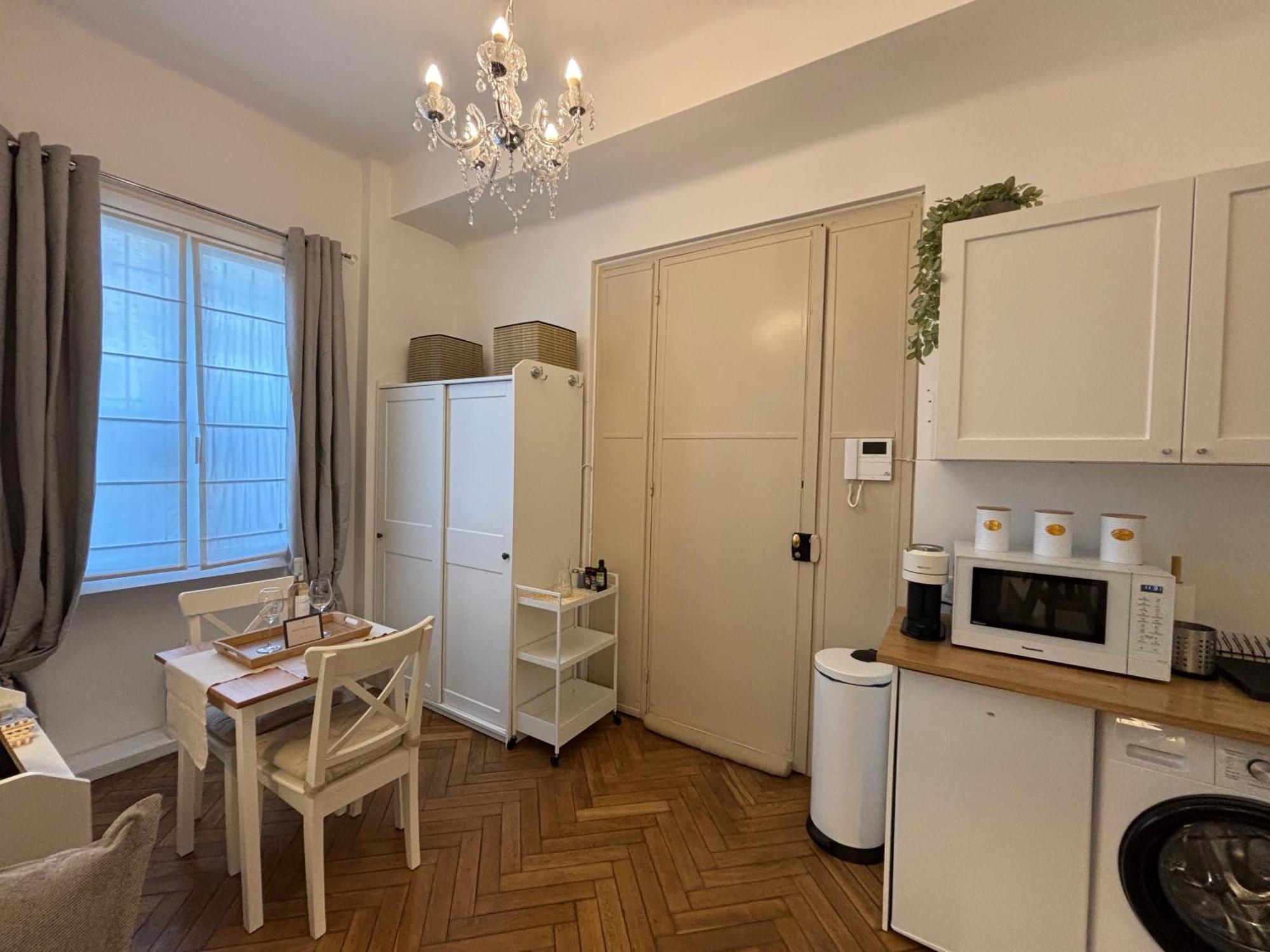 Cosy Hyper Centre-ville Apartment *