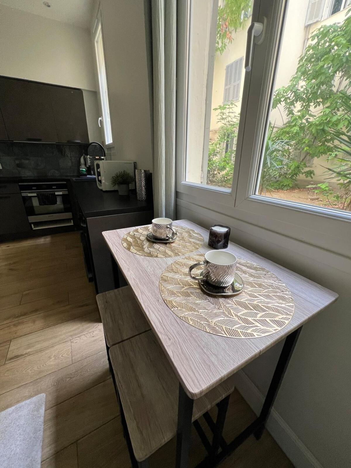 Apartment Stylish And Cozy In *