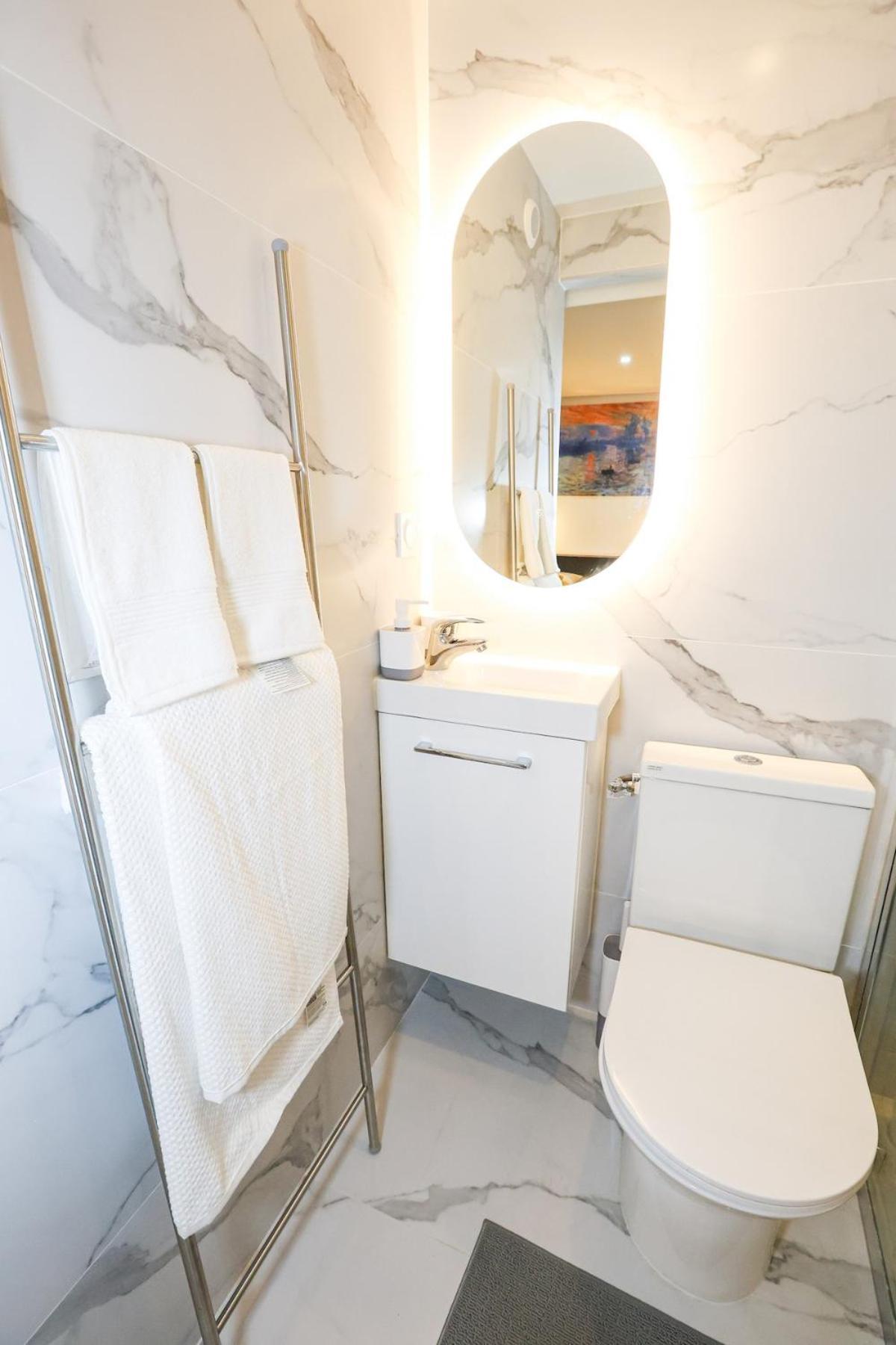 Apartment Cozy In Desambrois