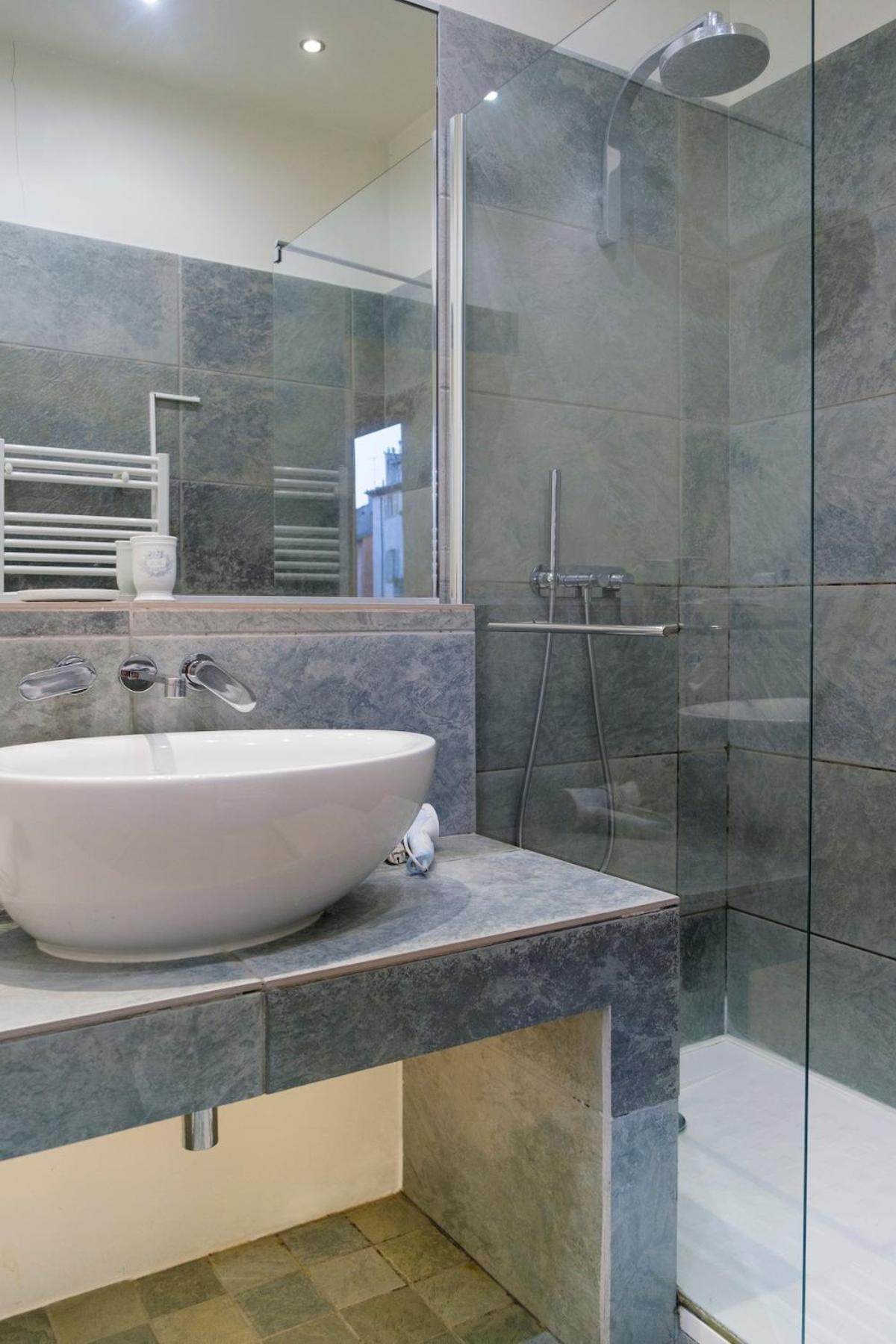 Beautiful Provencal Apartment, Fully Equipped, 300m Away - Fontaine 3 Apartment *