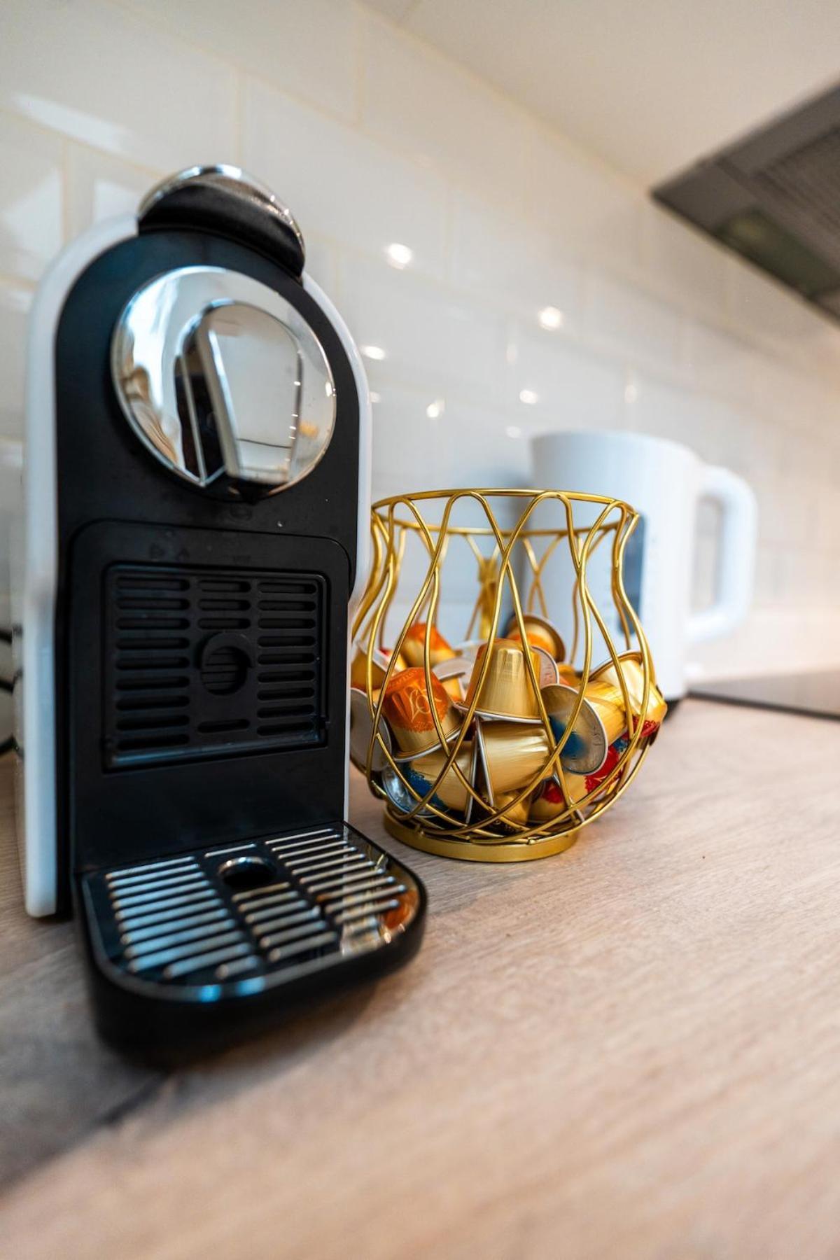 Cozy In Old Town Apartment