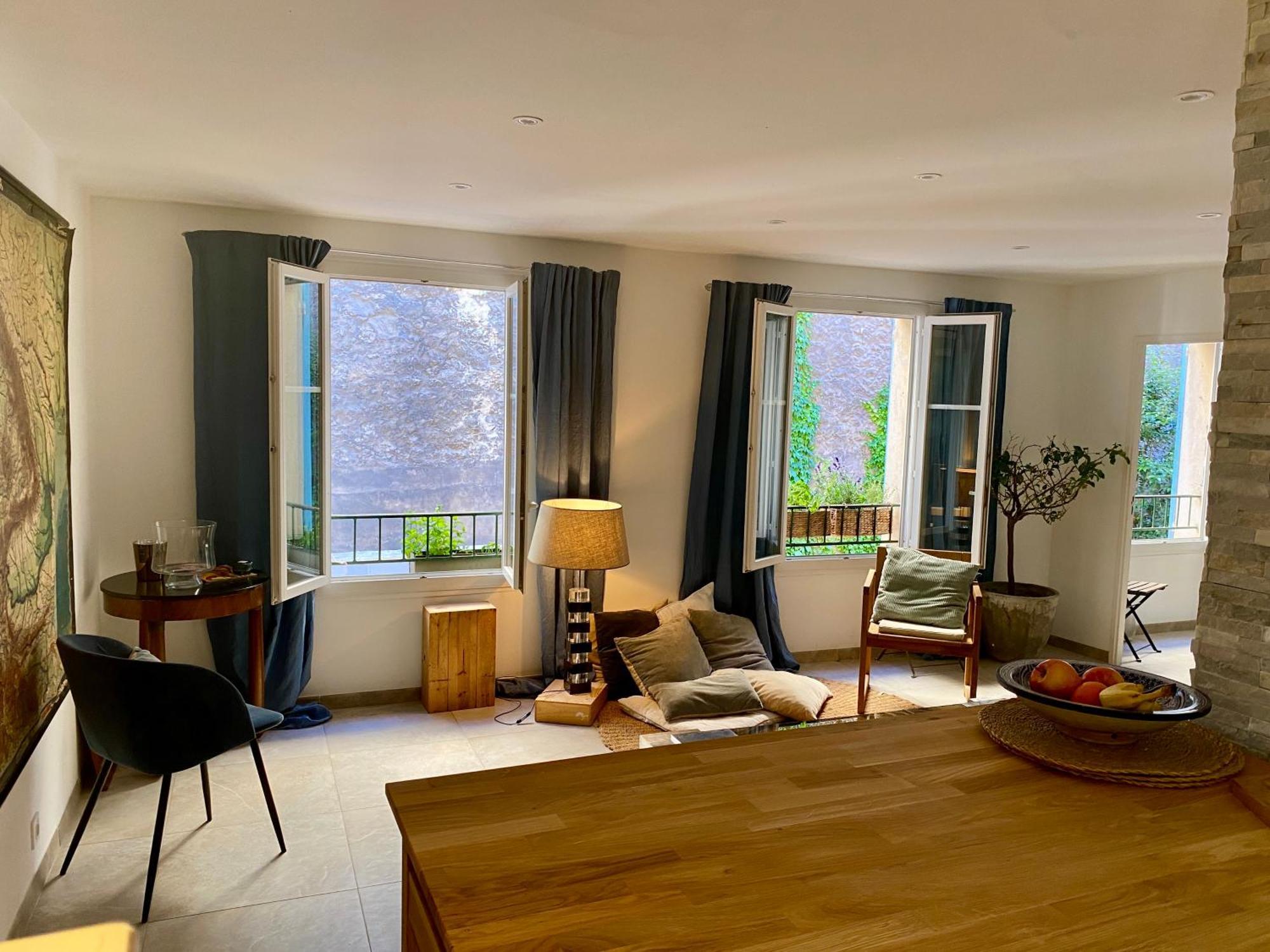 Au Coeur Du Vieux Nice, 3 Chambres Au Calme, Grand Appartement Apartment *