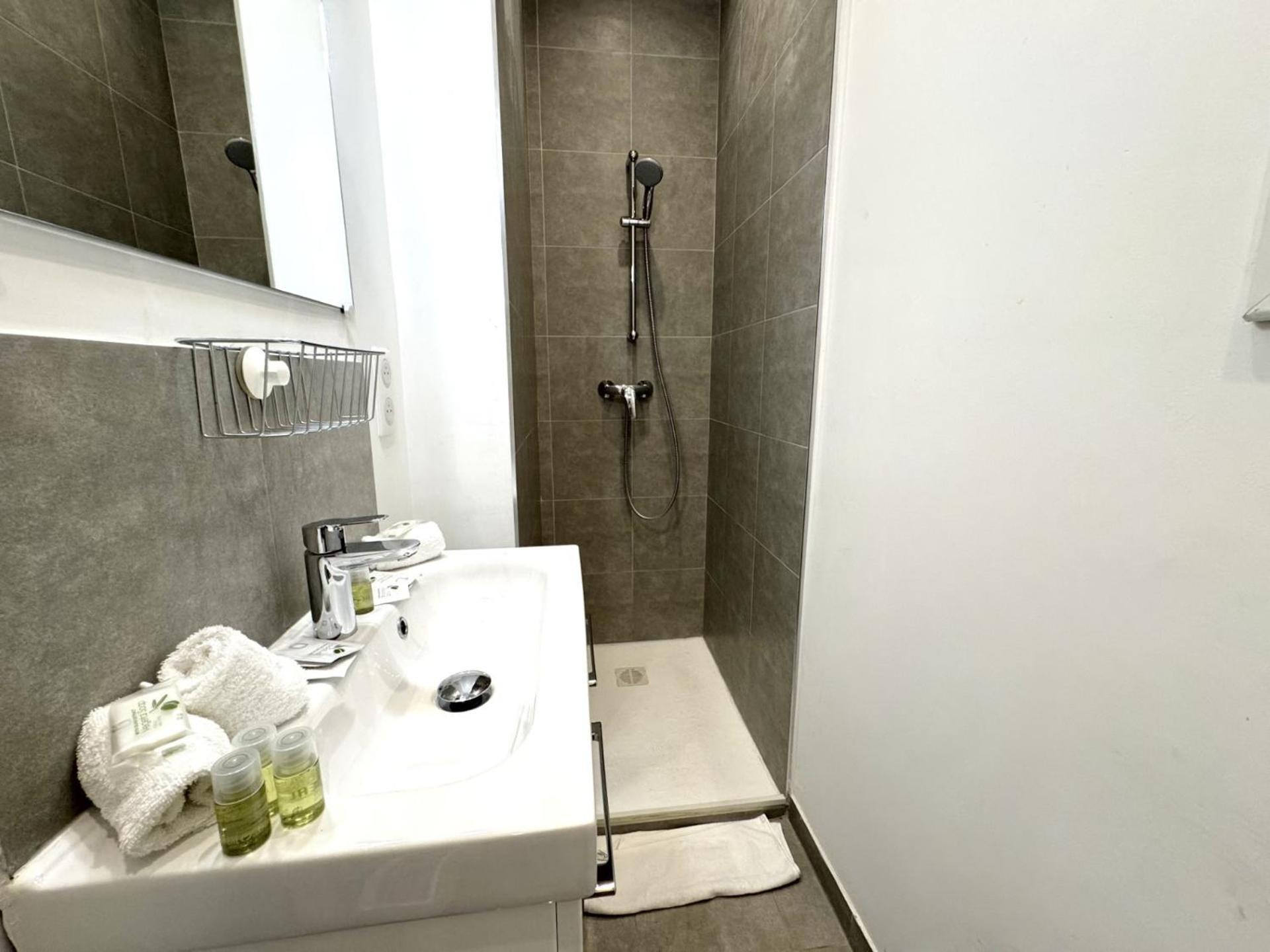 Apartment Riviera - Maison Du Grand Sud - Confortable Petit 3 Pieces - Promenade Des