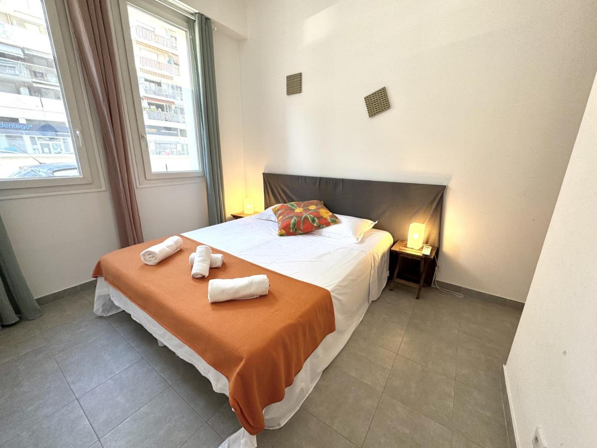 Apartment Riviera - Maison Du Grand Sud - Confortable Petit 3 Pieces - Promenade Des Nice