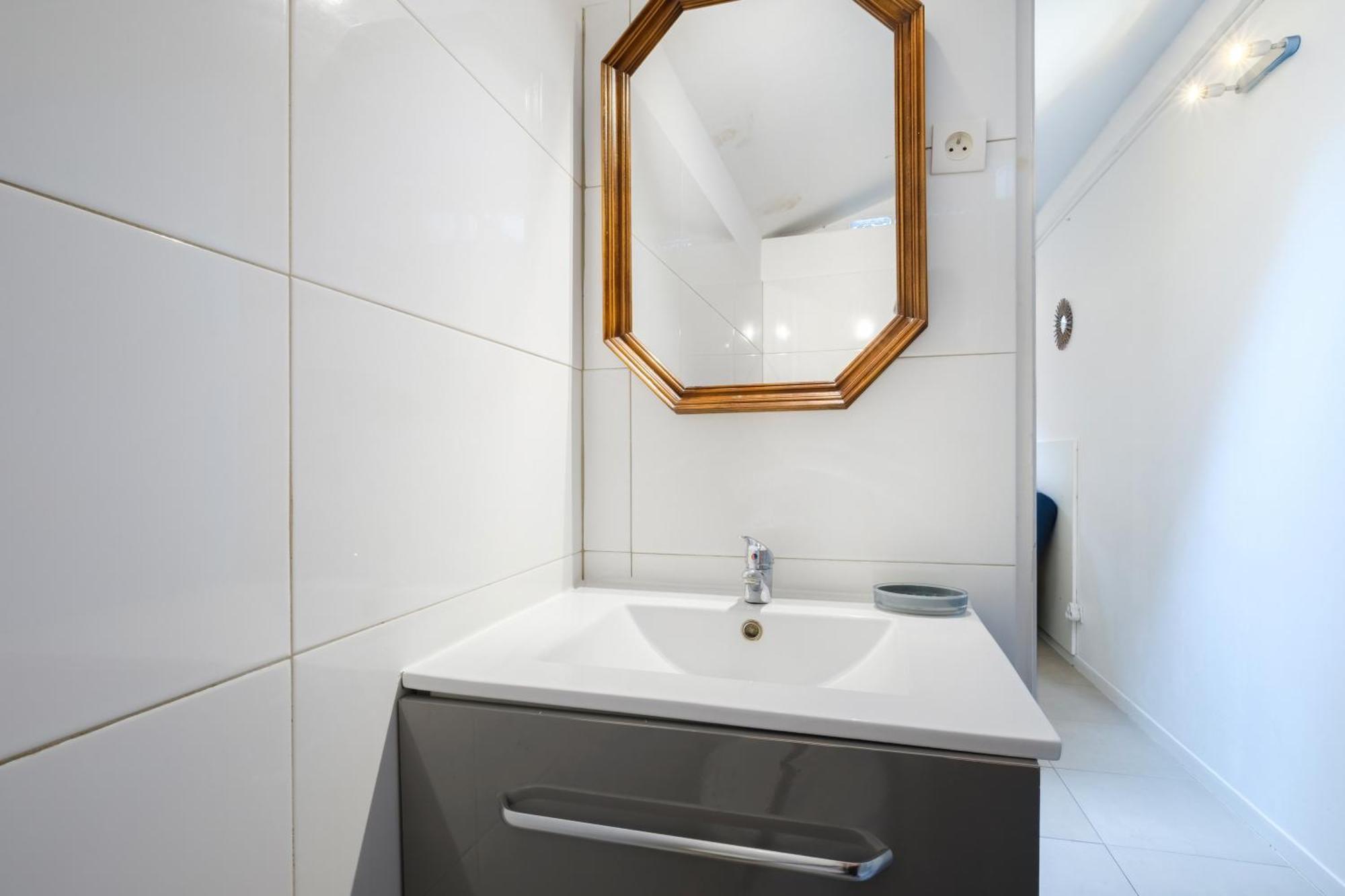 - Le Vernier Apartment *
