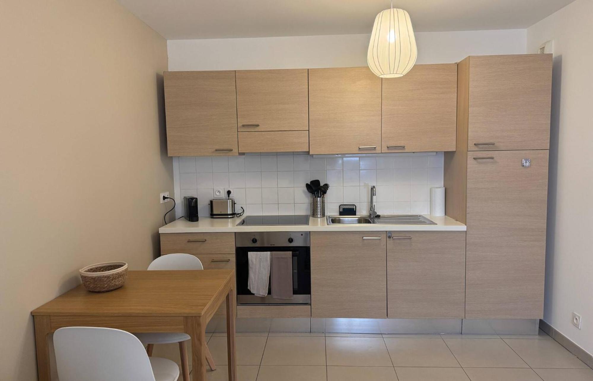 T2 - - Place Du Pin - Papon Apartment *