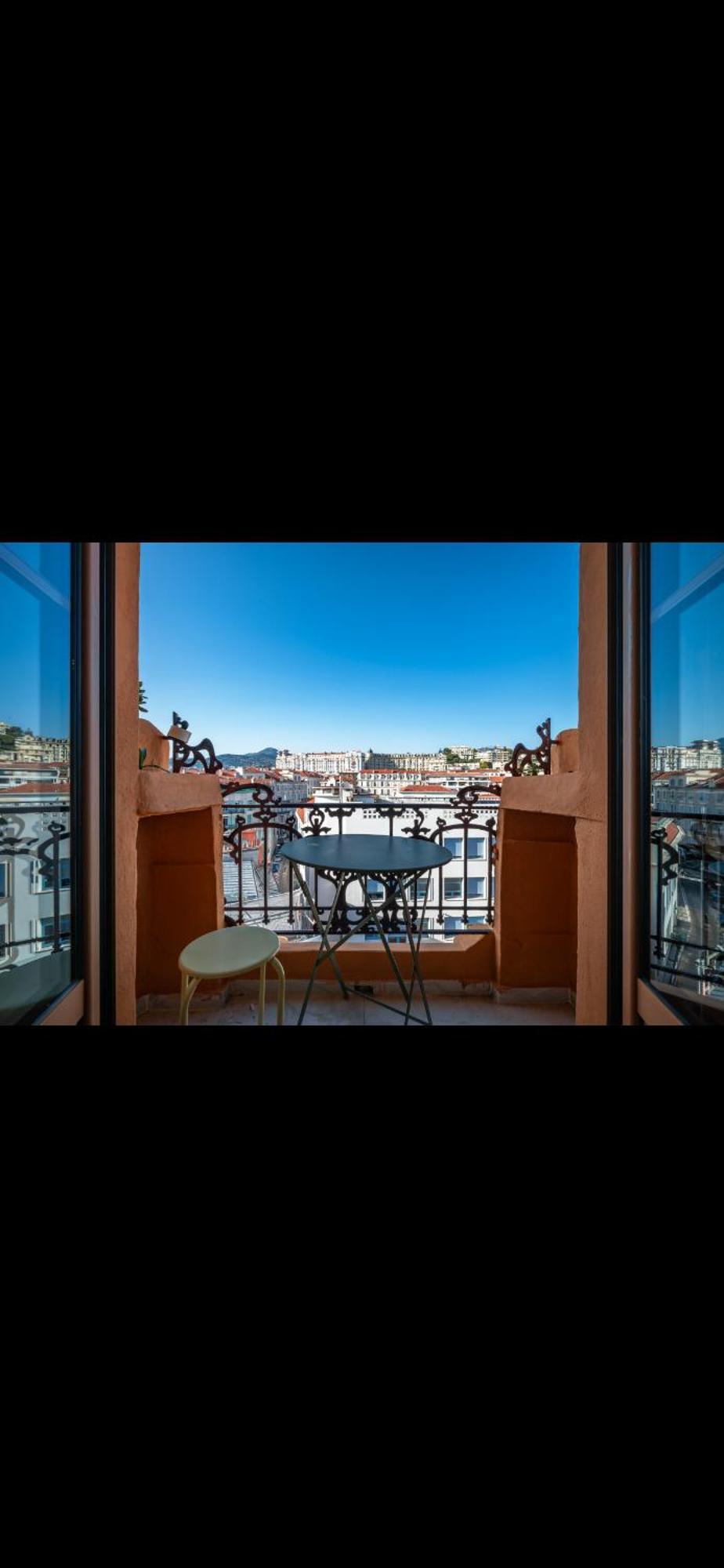 Apartment Superbe 2 Pieces Avec Balcons ! Nice