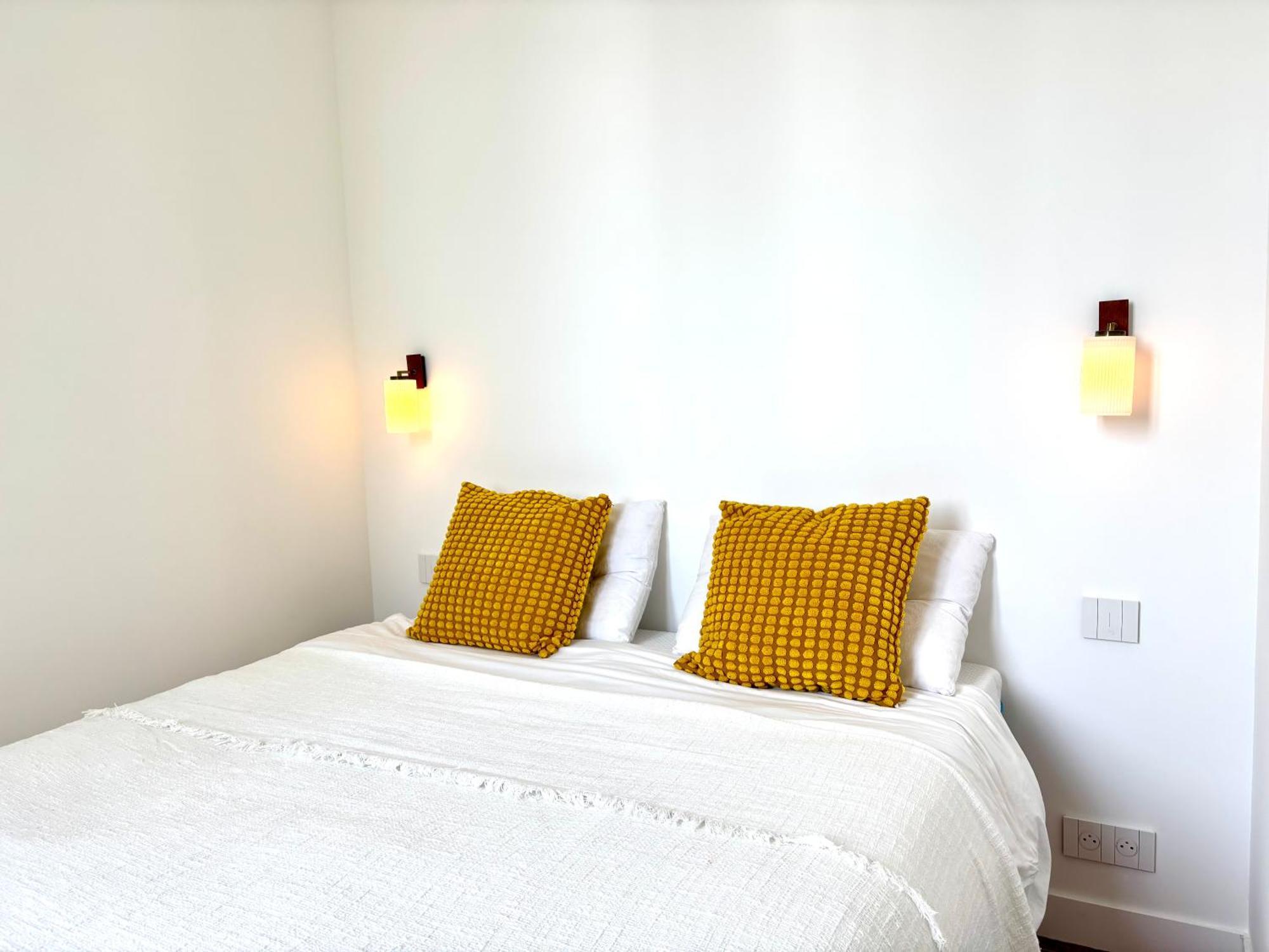 Apartment Elegant Apartment, Cap De