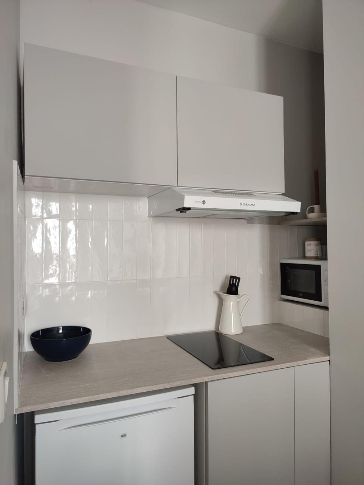 Apartment Moderne Proche Et Transports