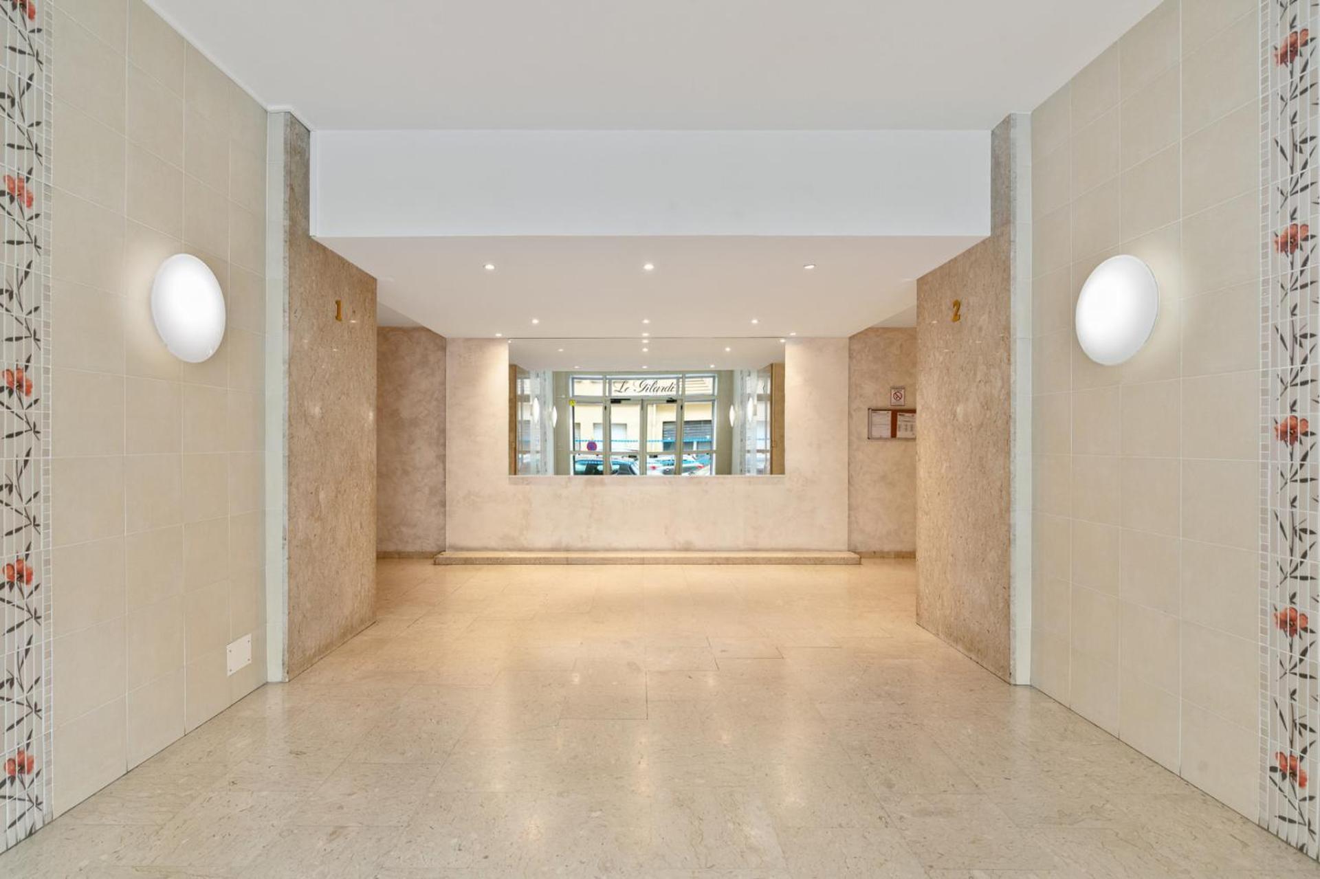 De Dijon Fshh Aparthotel 3*