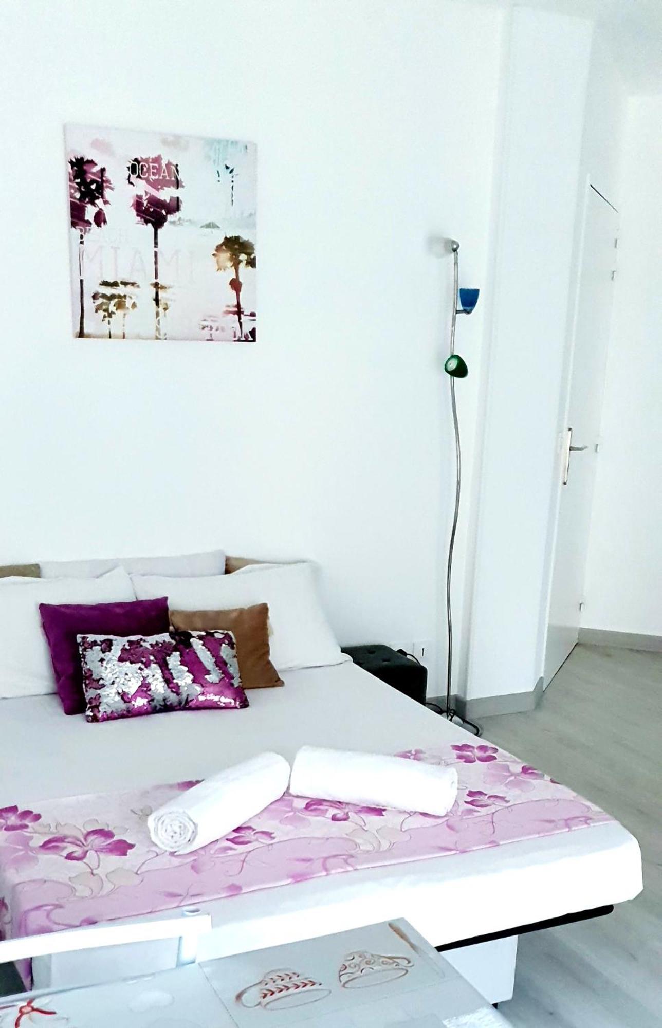 Place Close To The Ac Air , Wi Fi, Parking * Nice