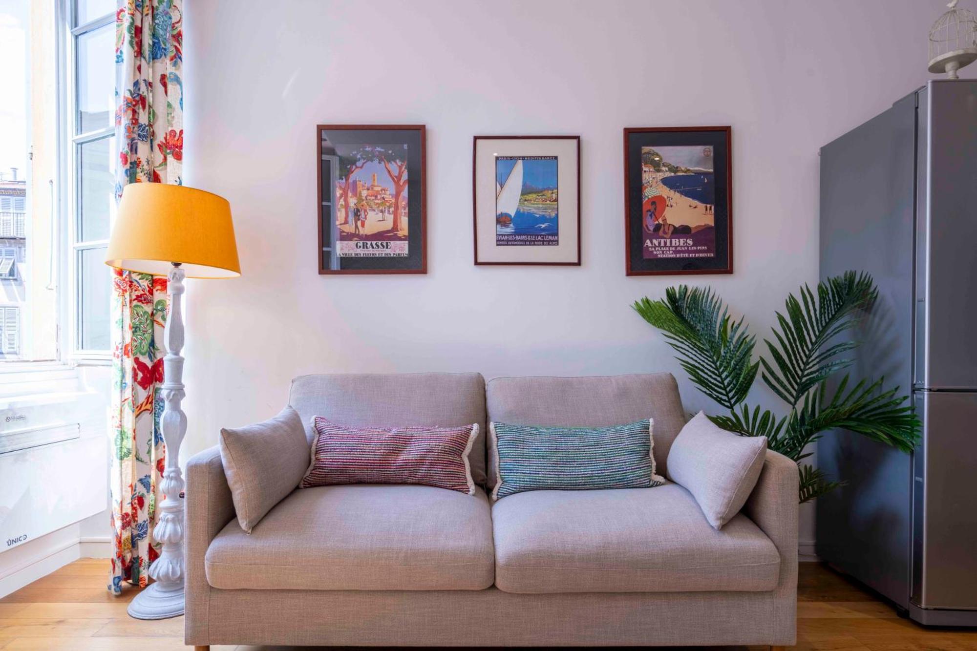 Beautiful Provencal Apartment, Fully Equipped, 300m Away - Fontaine 3 *