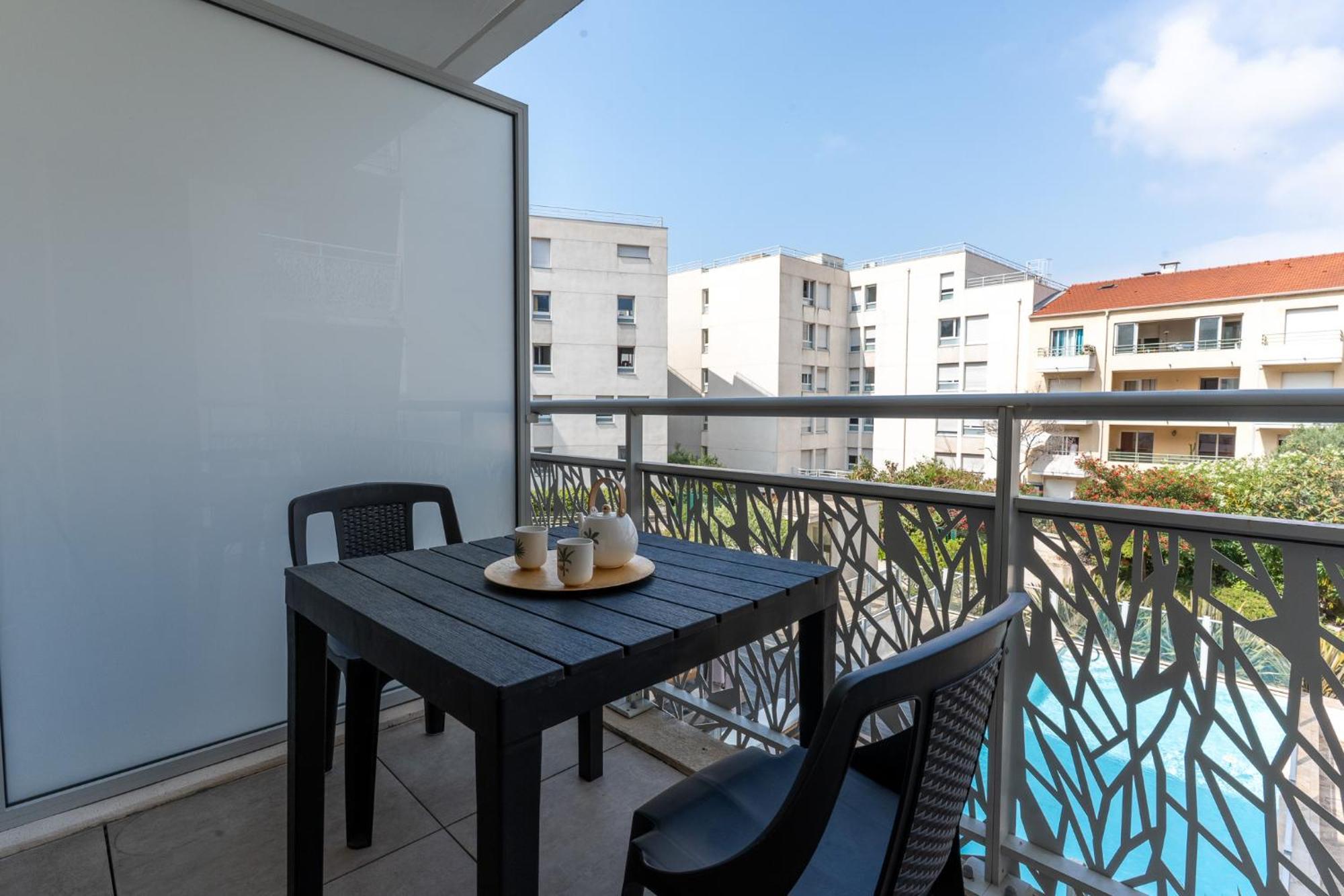 Zenitude Residences Aparthotel Nice