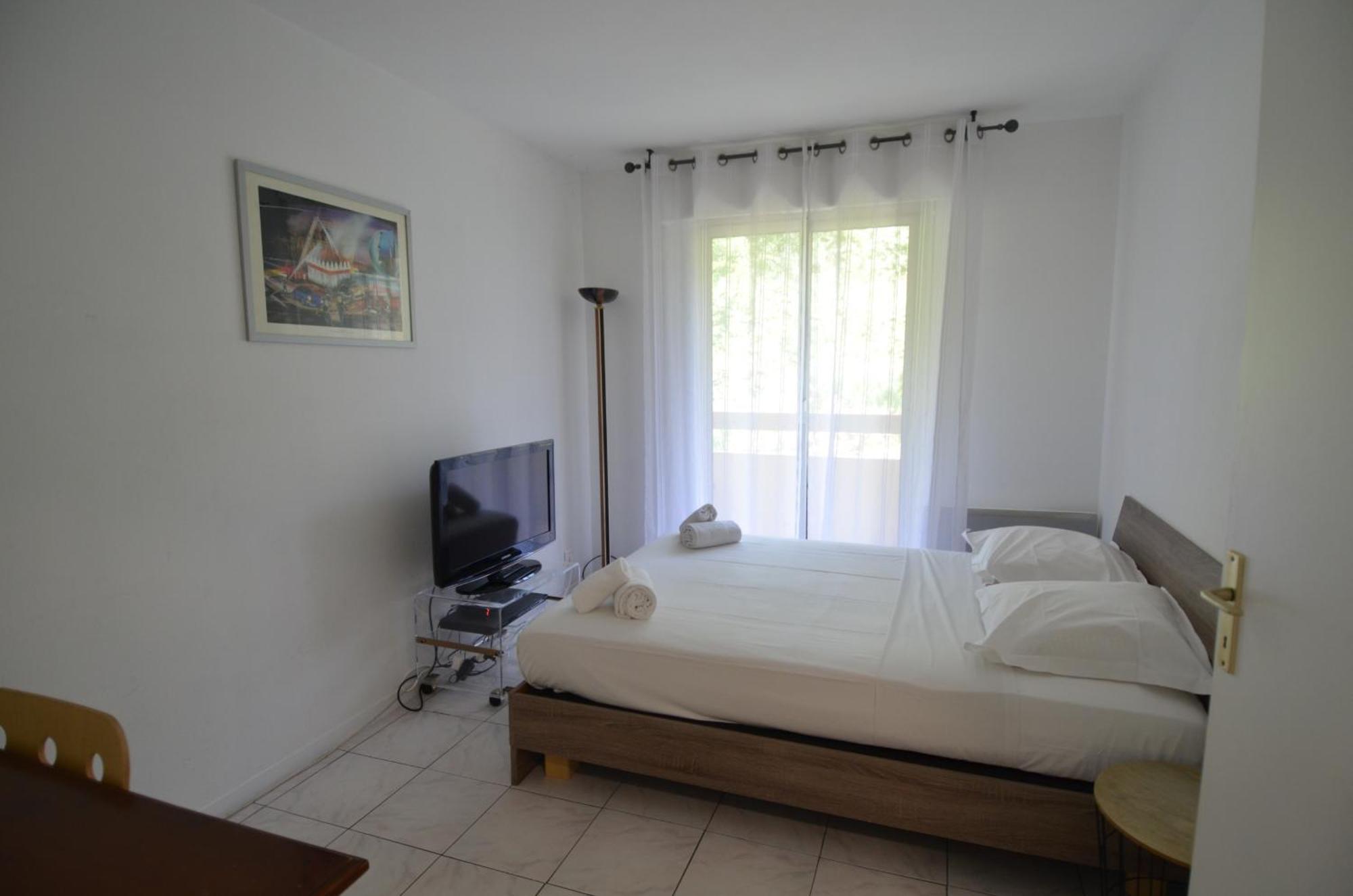 Plein Ciel - 5 Personnes Avec Piscine Sur La Corniche Fleurie A Nice