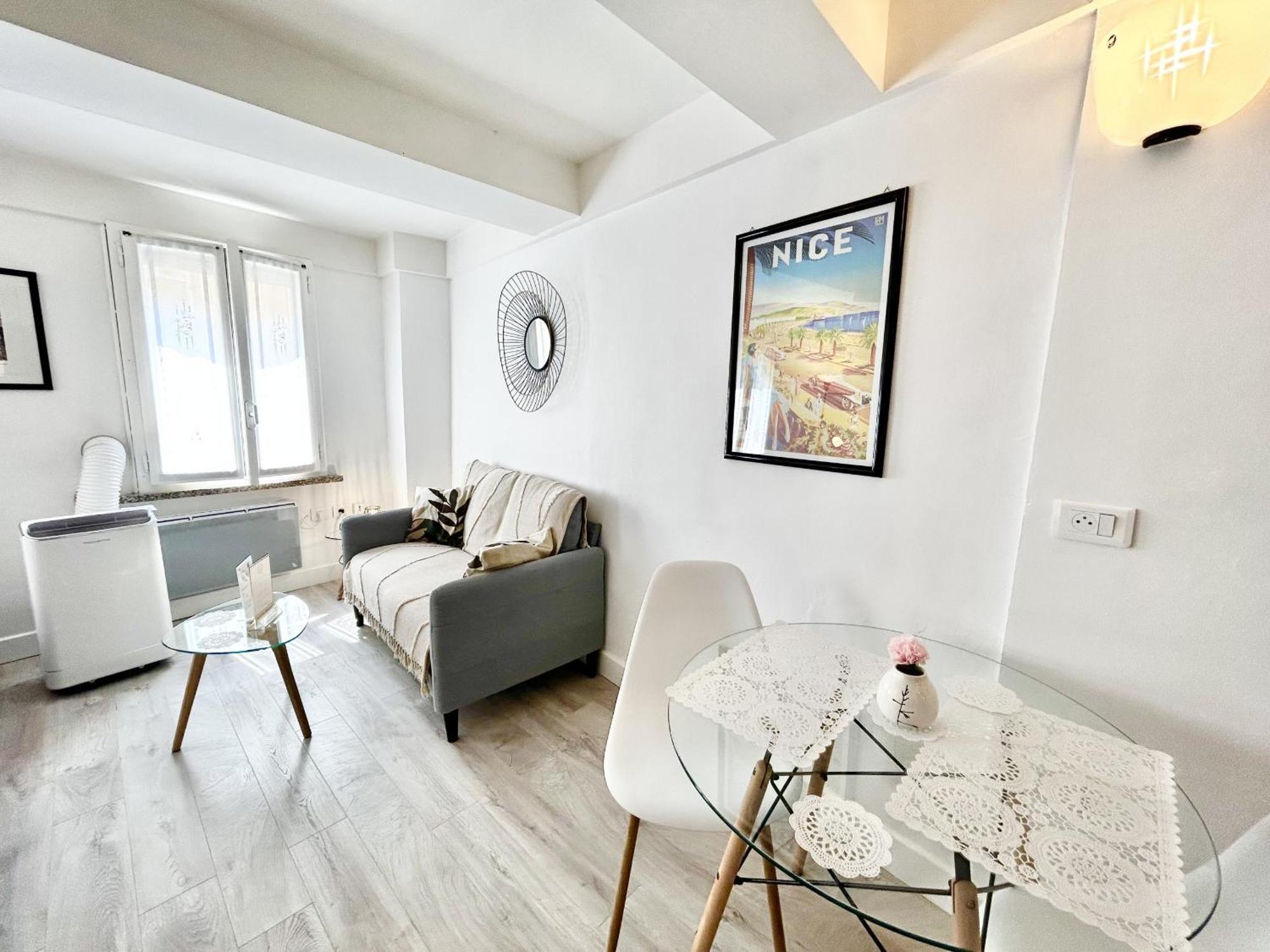 A Ot Cocon D Augustin Old Town Center * Nice