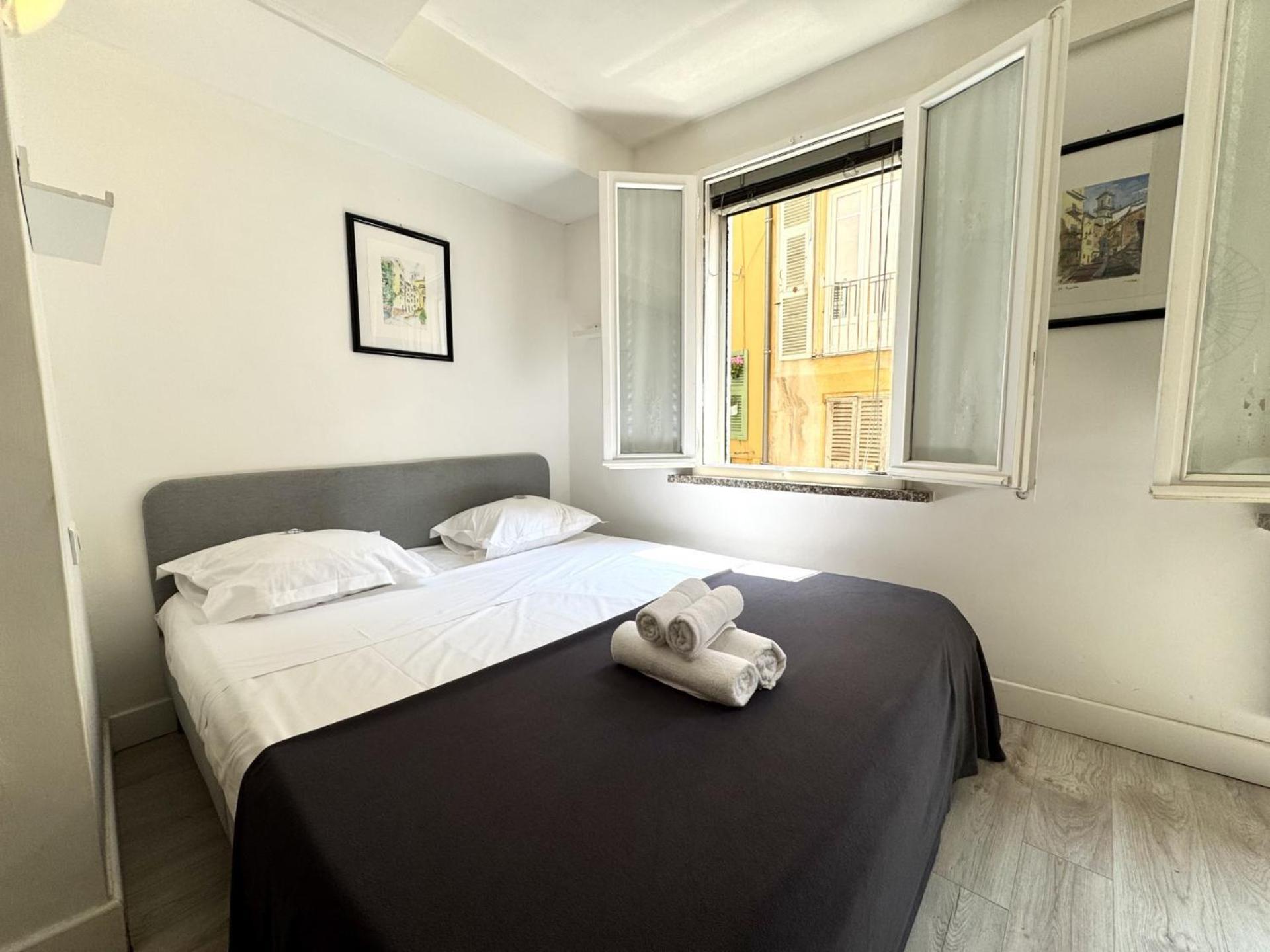 A Ot Cocon D Augustin Old Town Center Apartment *