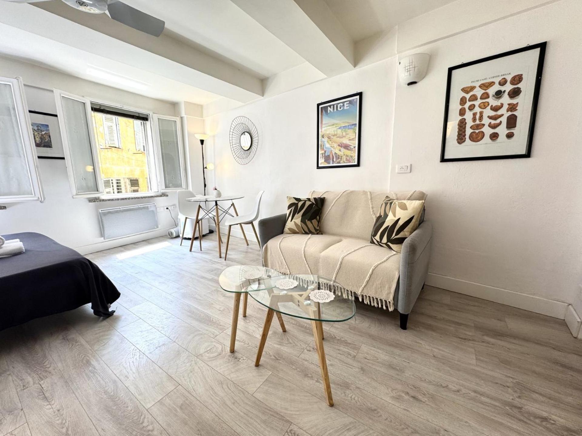 A Ot Cocon D Augustin Old Town Center Apartment Nice