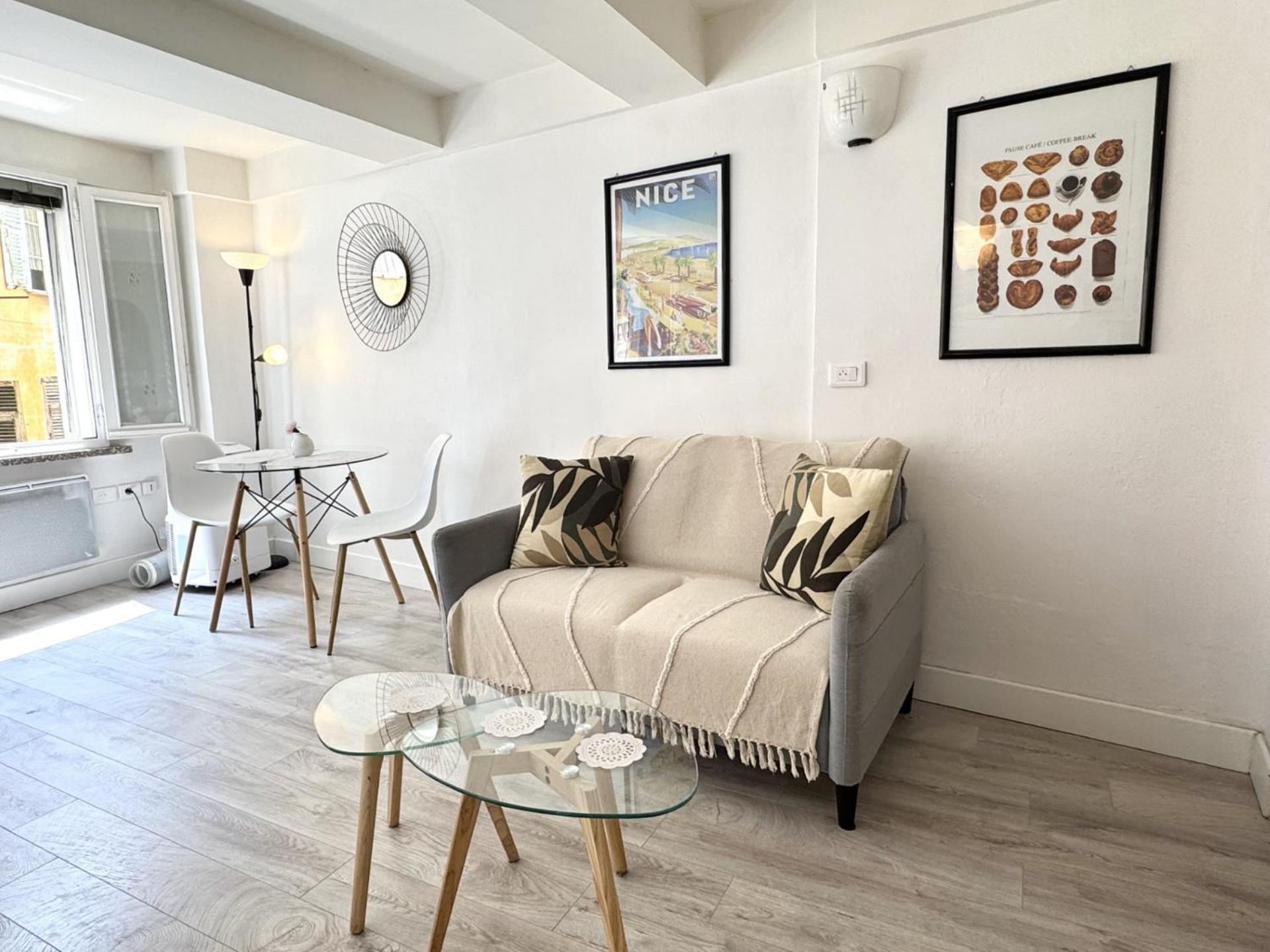 A Ot Cocon D Augustin Old Town Center