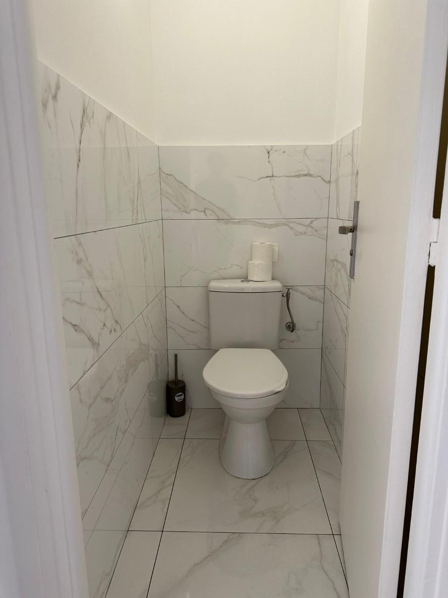 2 Bedroom Ocean View * Nice