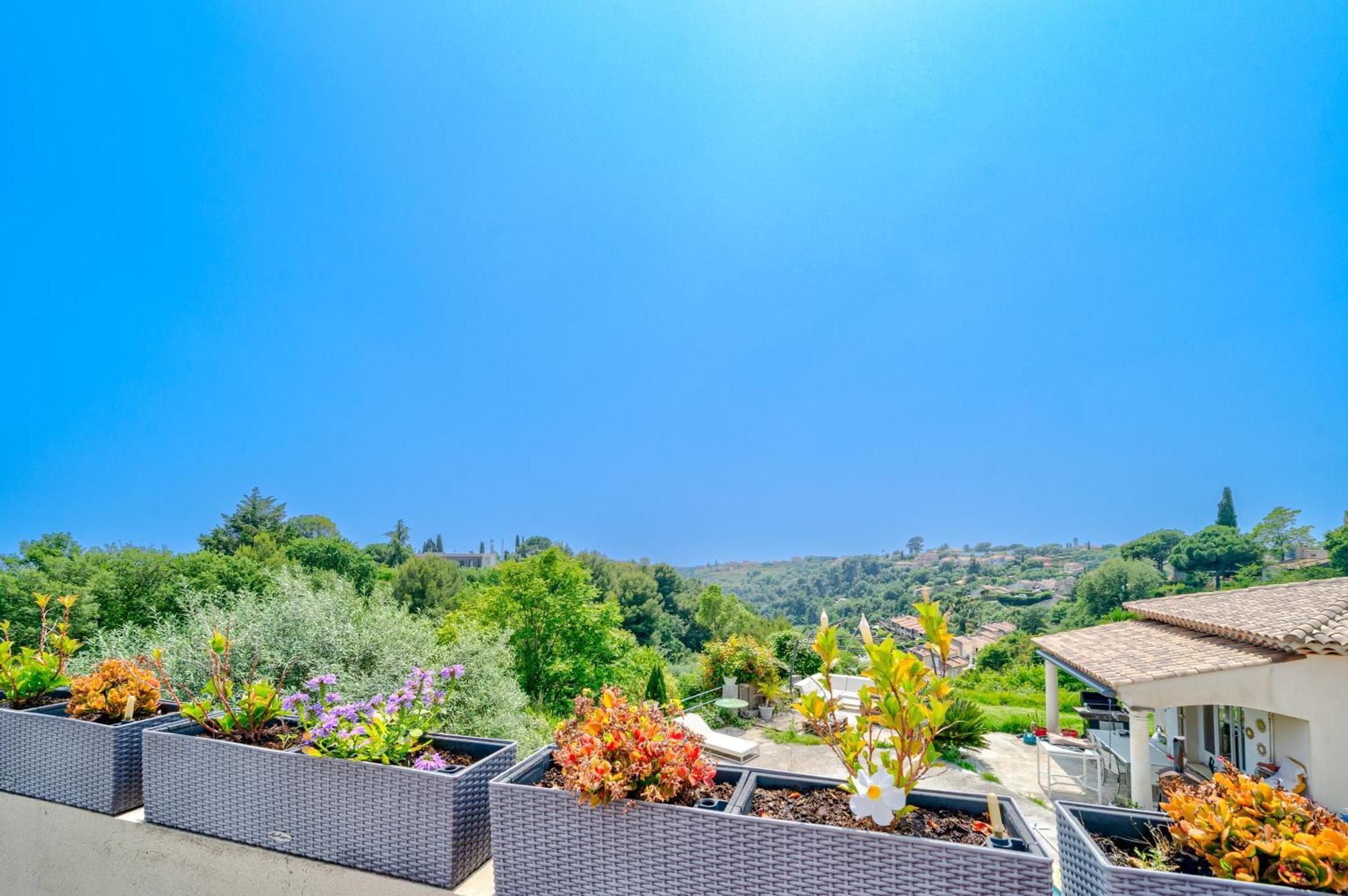 Villa Maison Nicoise Vue Degagee Avec Jacuzzi Privatif Nice