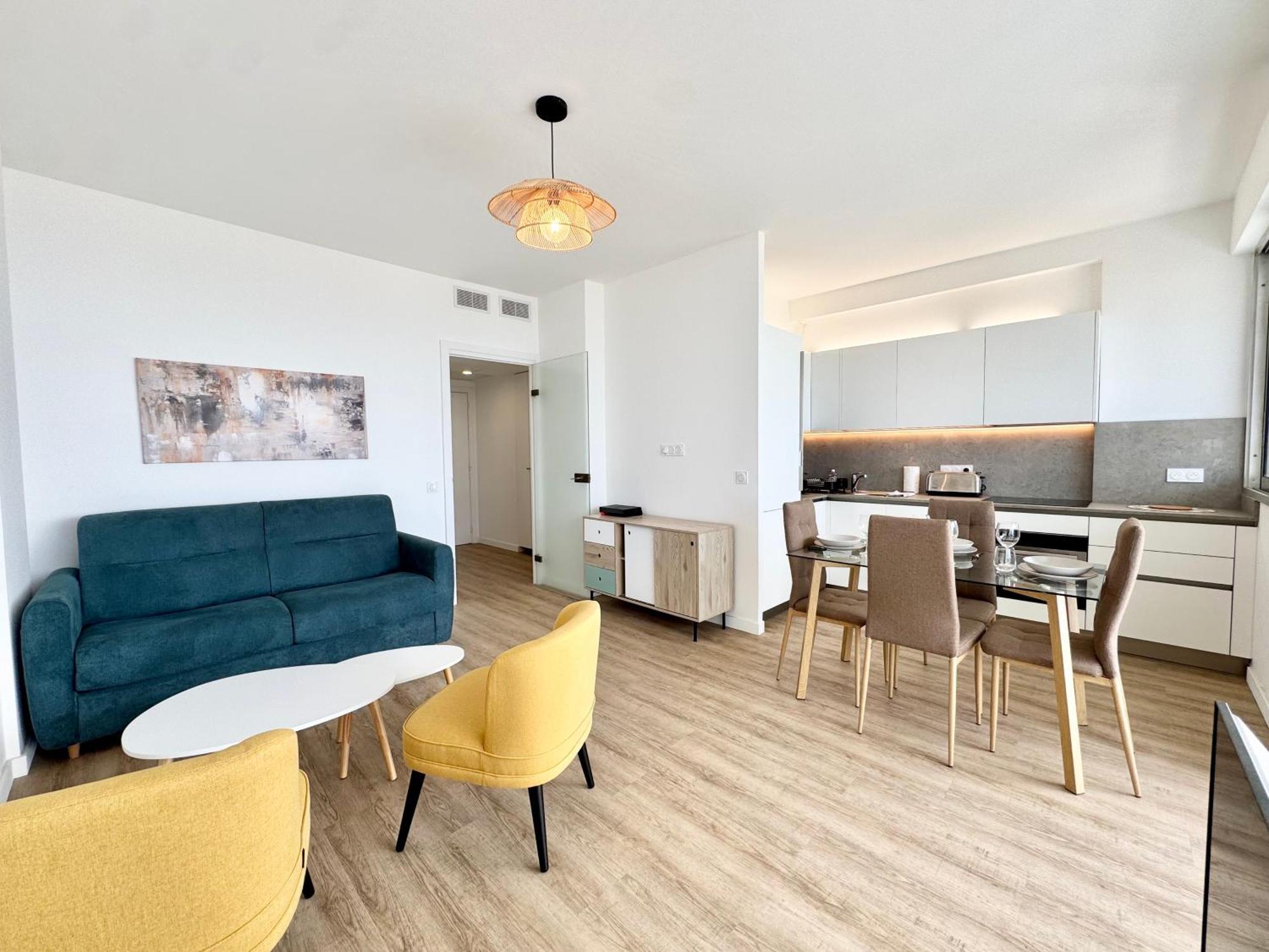 Le Milord - Easy * Nice