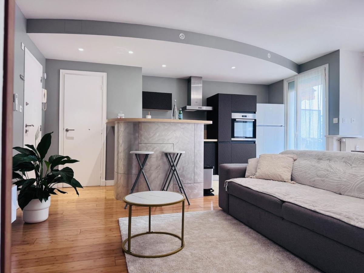 Le Carras - Proche De Aeroport , Plage A Pied - Promenade Des Anglais Appartement Nice