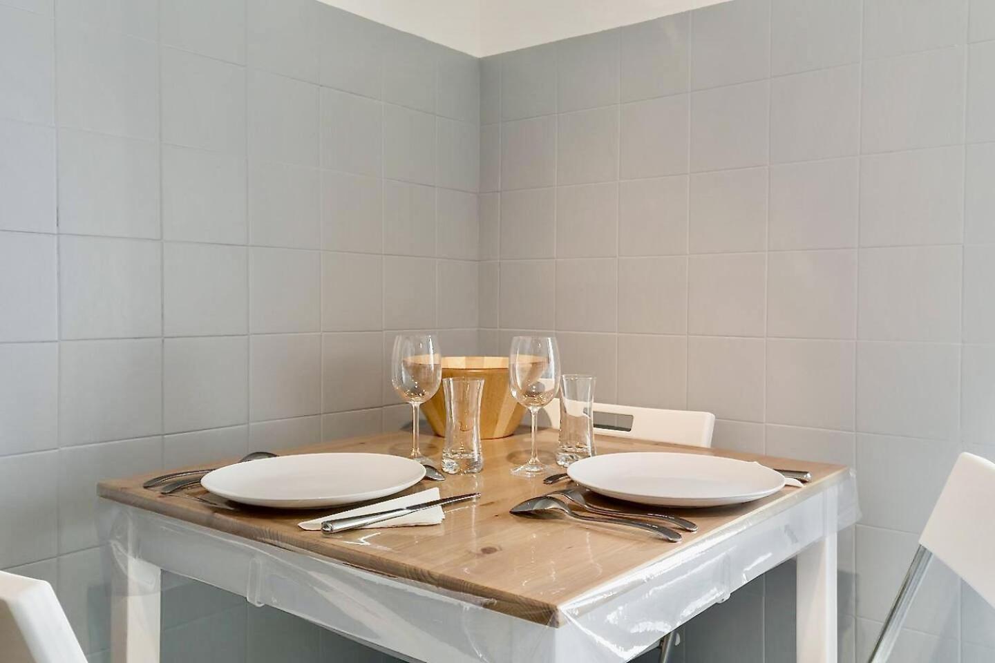 T2 Bonaparte Place Du Pin Port Apartment