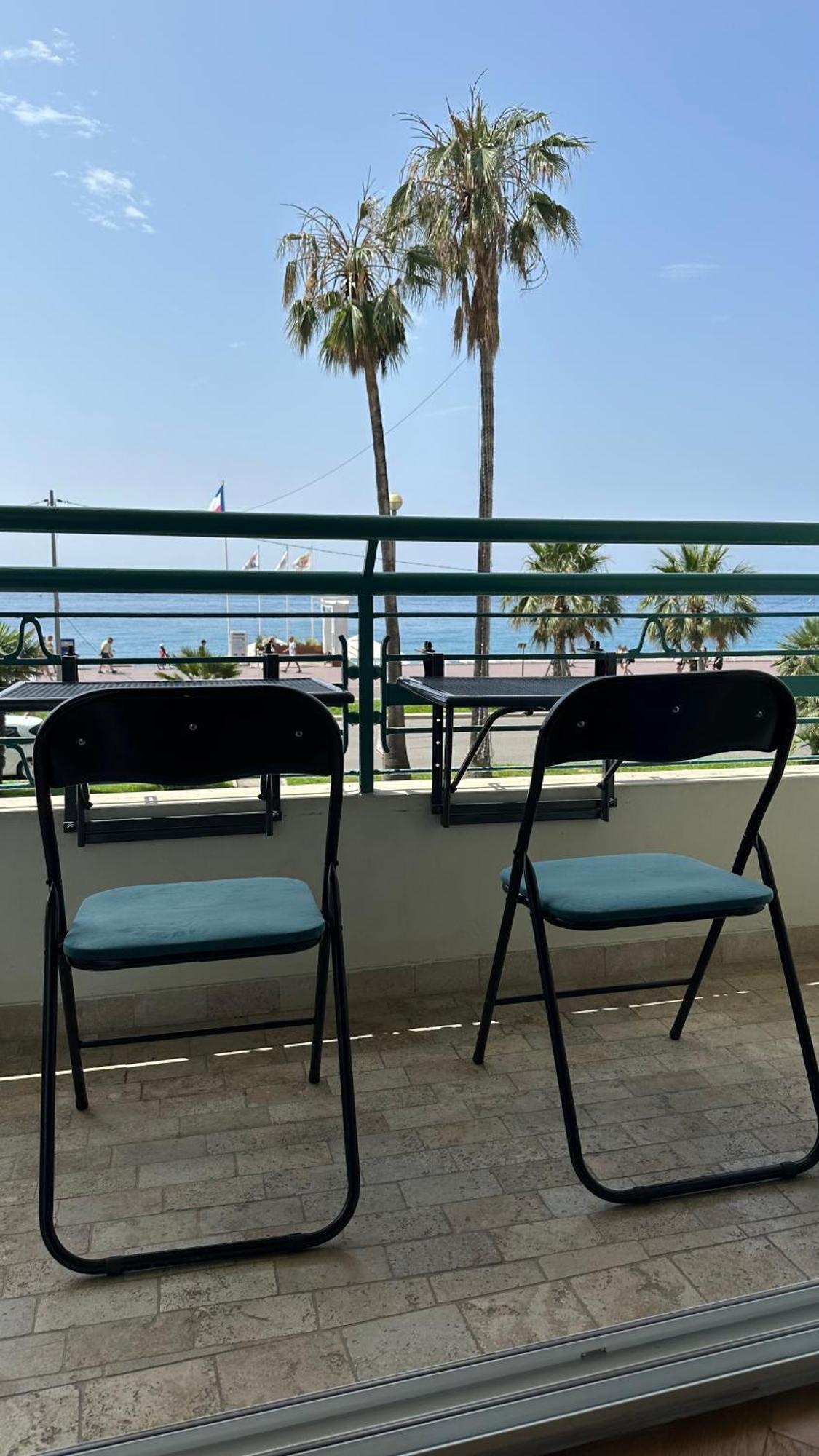 Carre D Or Face A La Apartment