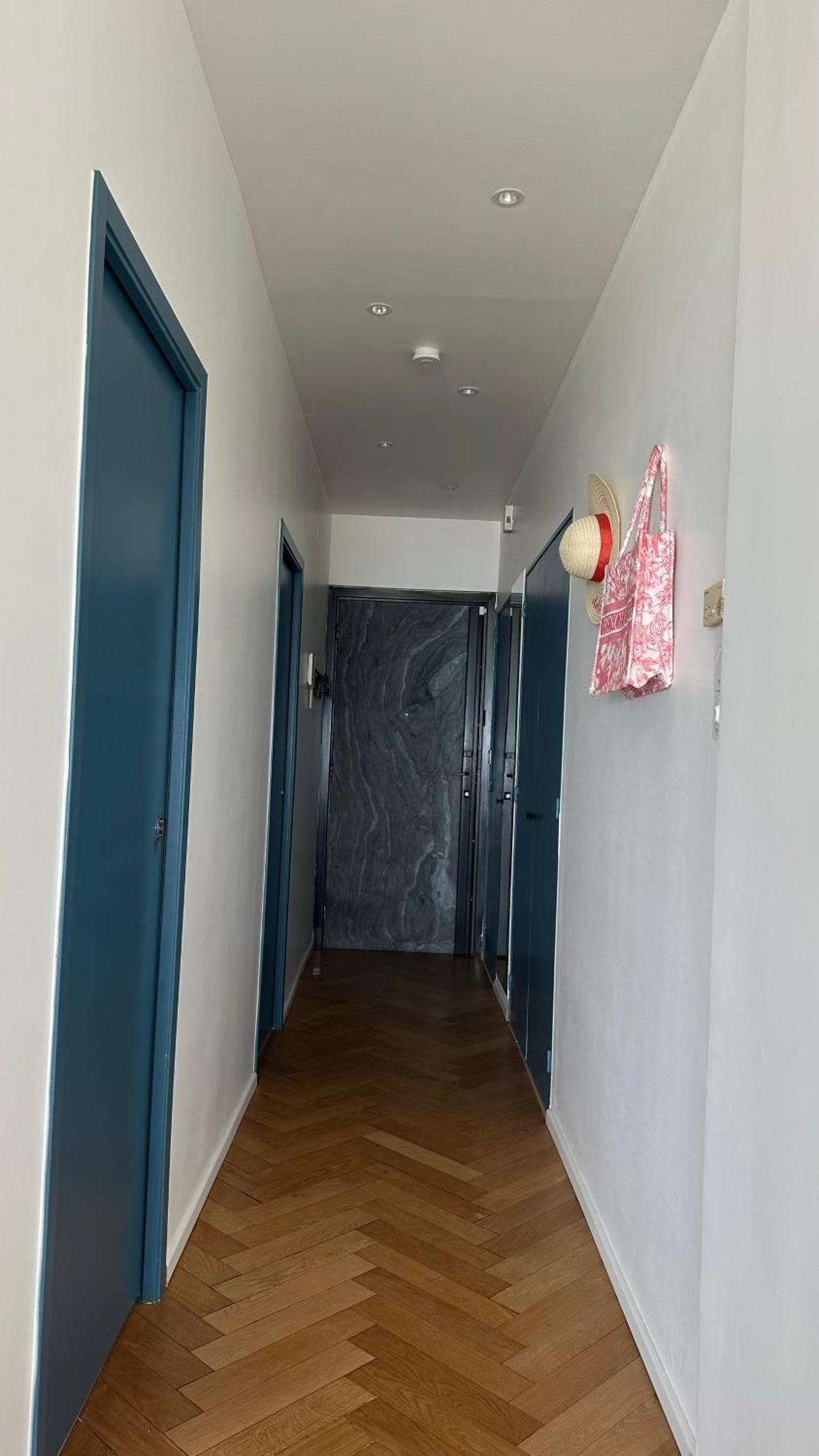 Carre D Or Face A La *