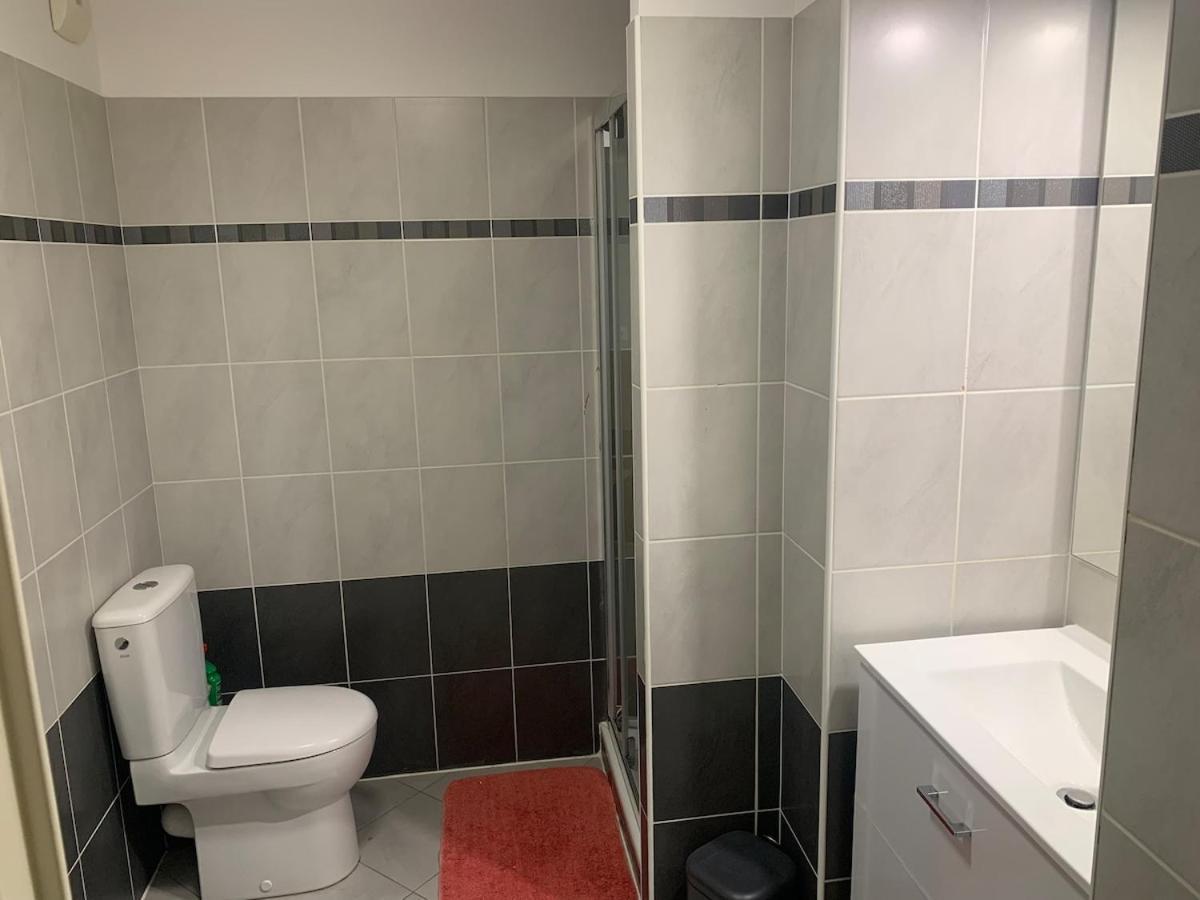 Joli Studio, Quartier Du Port Appartement